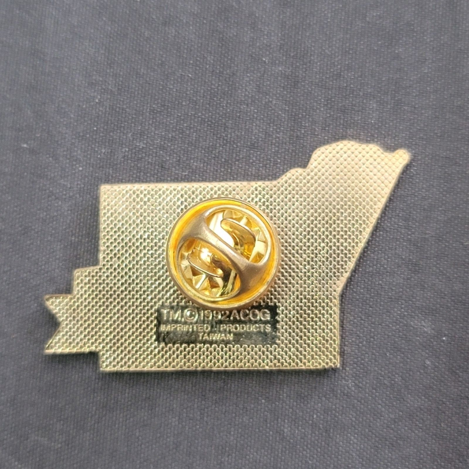 USA Olympics Vtg 1993 1000 Day Countdown to the Atlanta 1996 Olympics Pin Size ONE SIZE - 2 Thumbnail