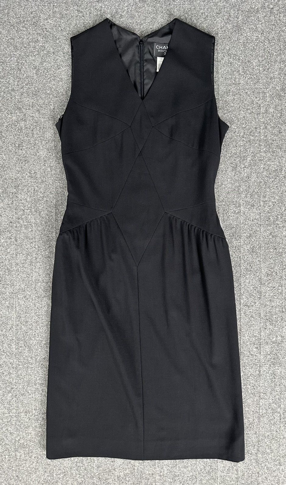 Chanel Chanel - Karl Lagerfeld S/S98 V-Neck Narrow Waist Wool Dress Size XS / US 0-2 / IT 36-38 - 1 Thumbnail