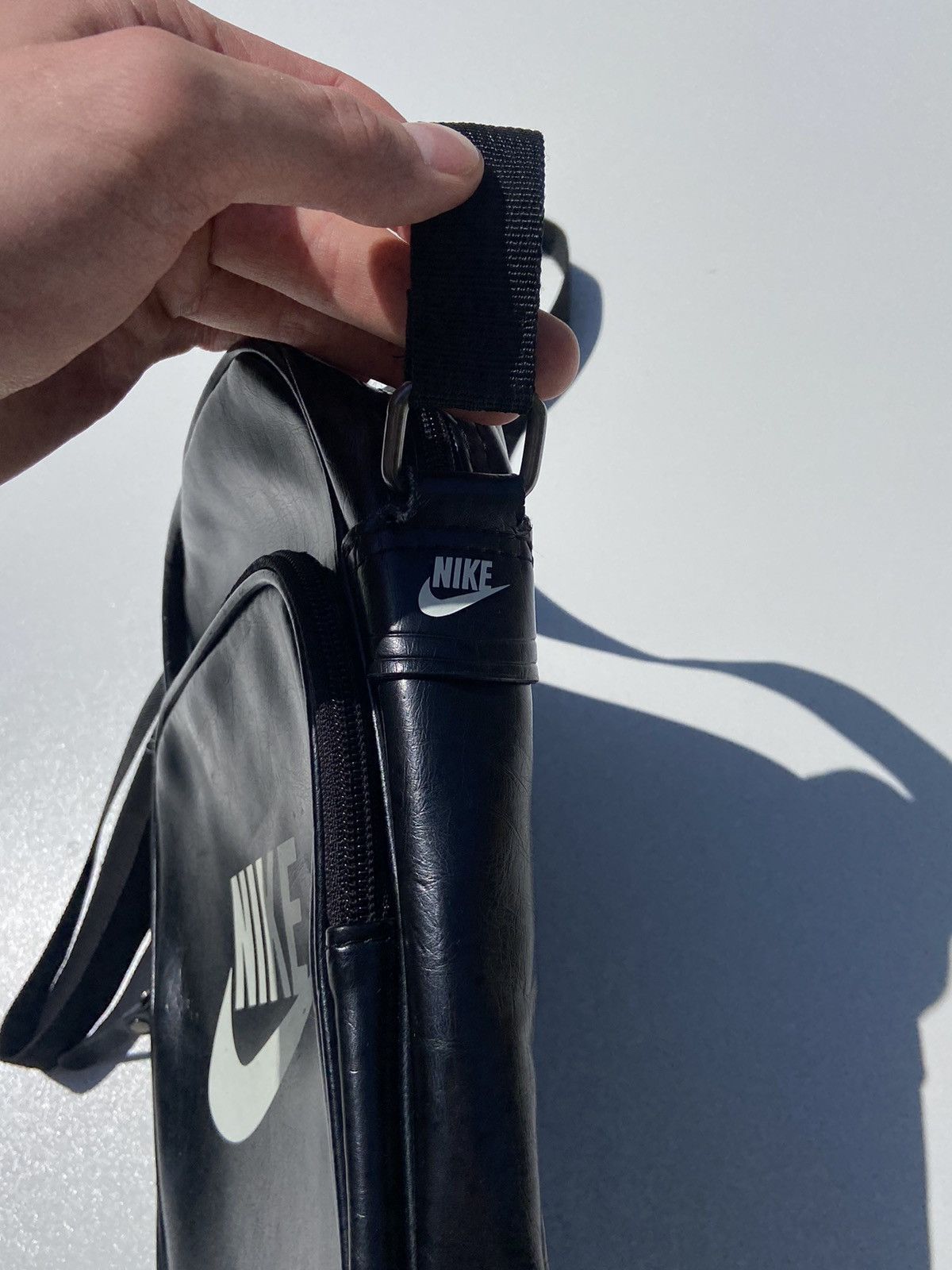 Vintage Nike Vintage Bag Y2K style messenger Size ONE SIZE - 7 Thumbnail