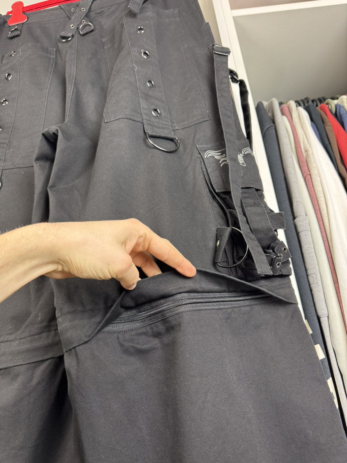Other Black XL Convertible Cargo Pants (Detachable Legs) Size US 36 / EU 52 - 12 Thumbnail