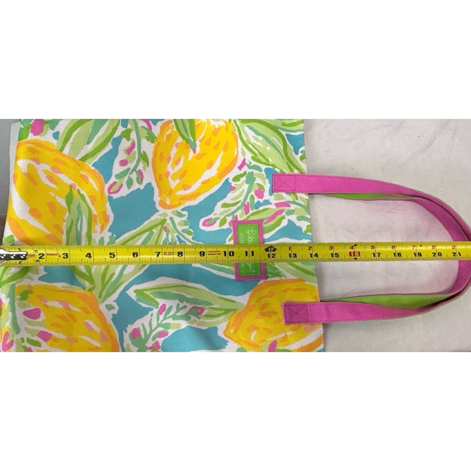 Lilly Pulitzer LILLY PULITZER x ESTEE LAUDER Tote Bag LEMONS / FLORAL Yellow Green Pink EUC Size ONE SIZE - 7 Thumbnail