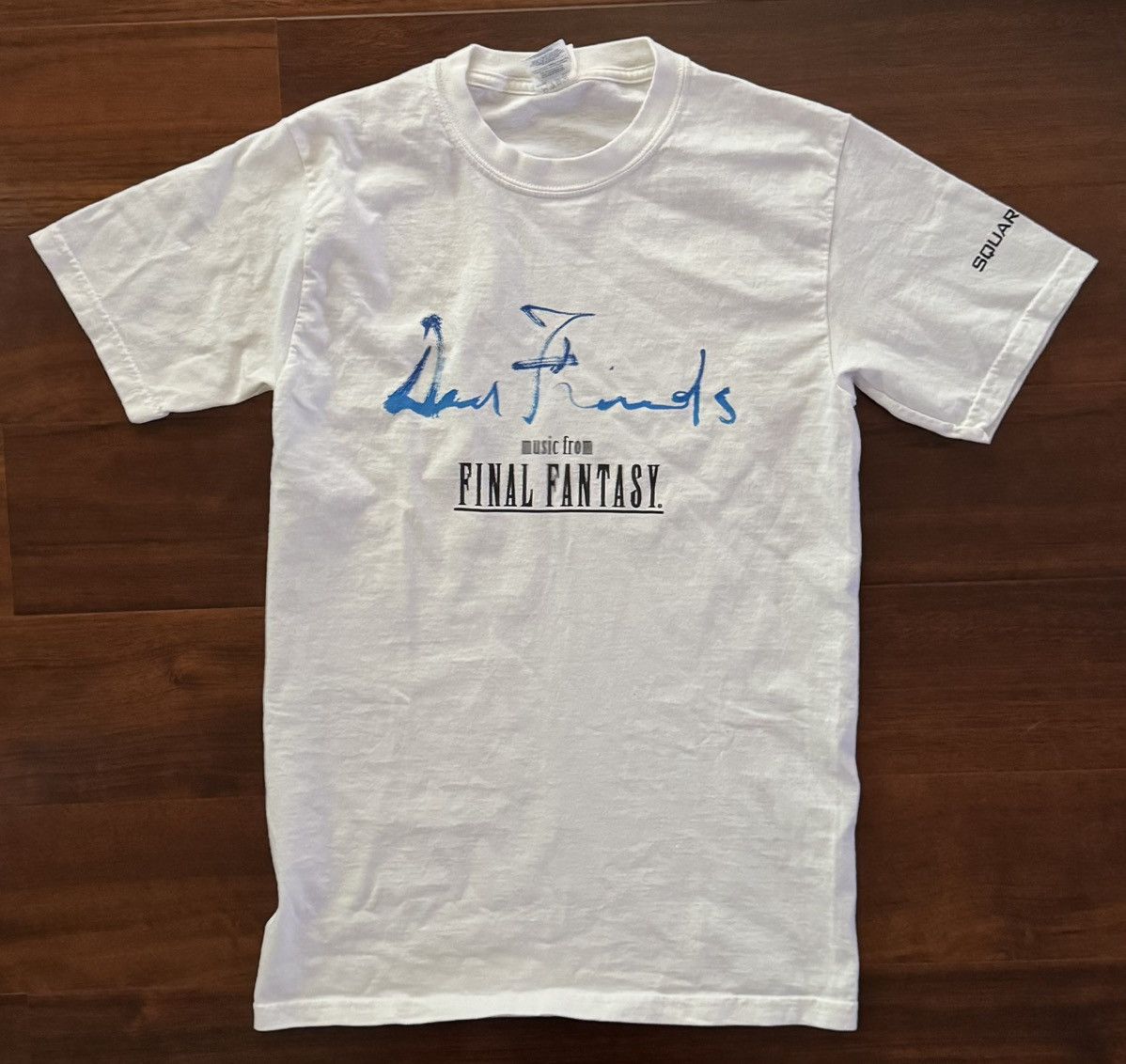 Gildan Final Fantasy Dear Friends graphic tee size s Size US S / EU 44-46 / 1 - 1 Thumbnail