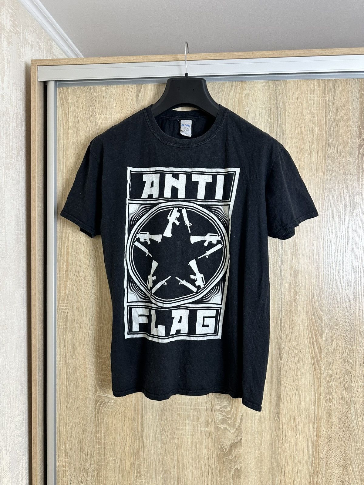Band Tees 🔥 Anti Flag Pentagram Metal Band 90s Vintage T Shirt Punk Size US XL / EU 56 / 4 - 1 Thumbnail