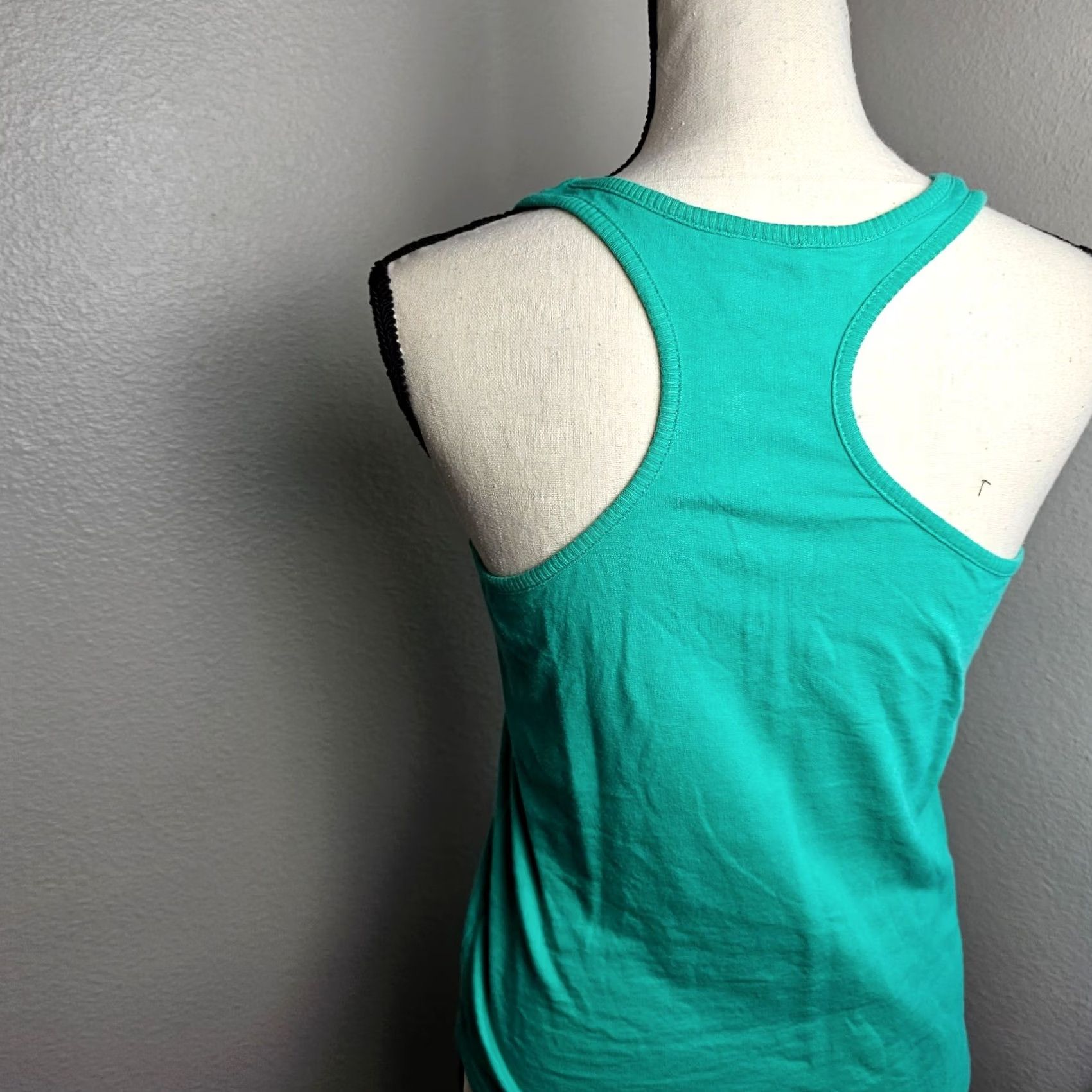Vintage JLO XS Green Racerback Tank Shell Polyester Athletic Slim Women XS Tank Green Slimming Size XS / US 0-2 / IT 36-38 - 3 Thumbnail
