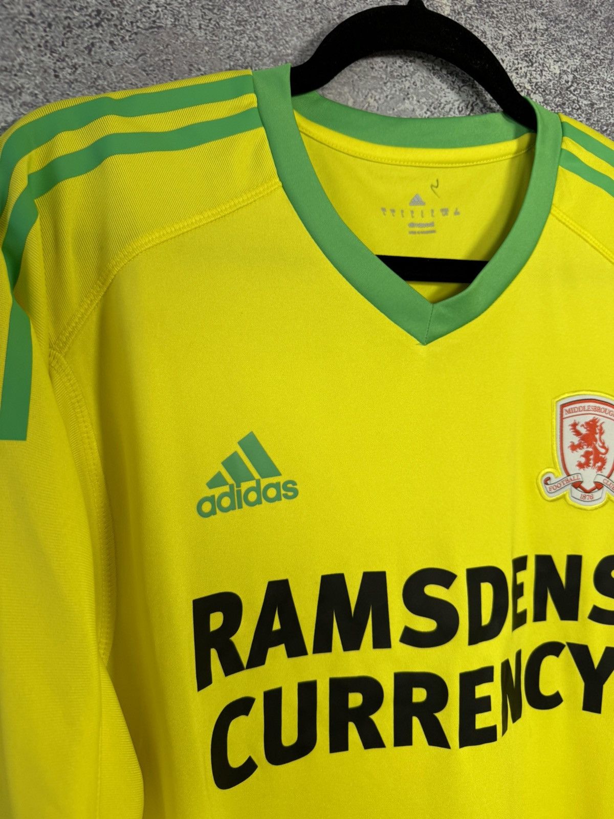Adidas × Vintage Vintage Middlesbrough 2017/18 GK Adidas Jersey L size Size US L / EU 52-54 / 3 - 7 Thumbnail
