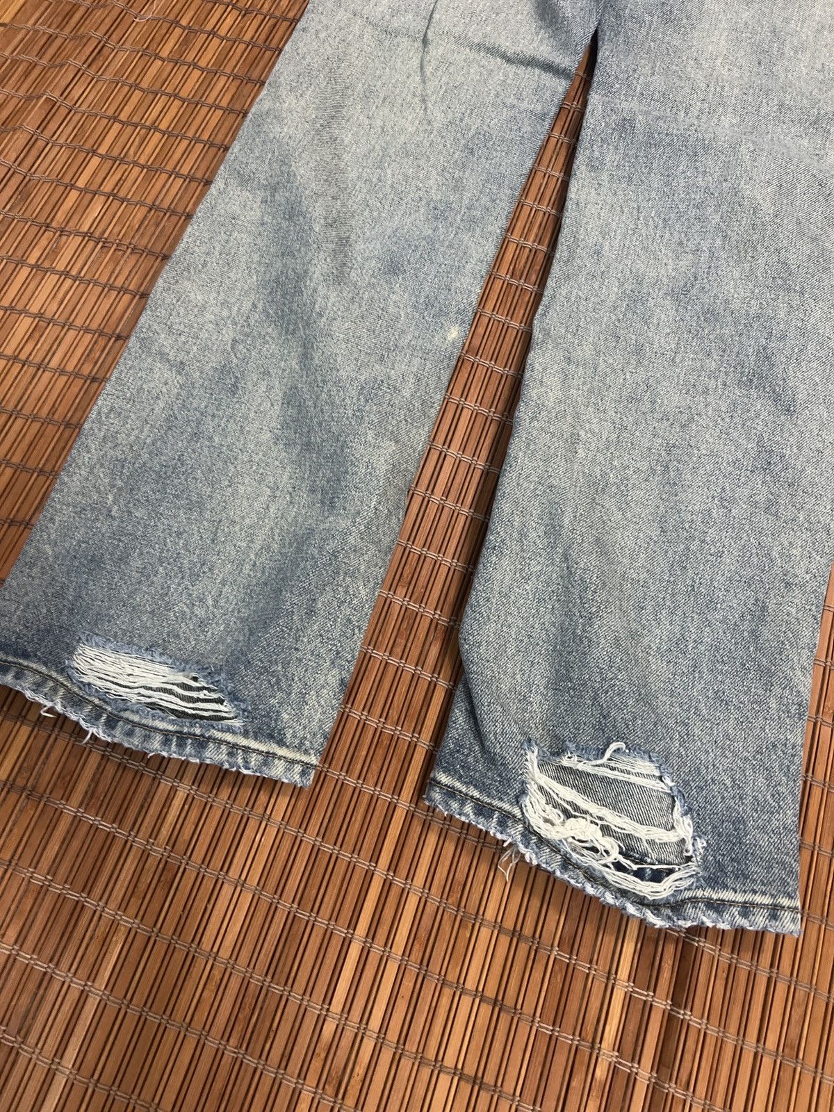 Bdg BDG distressed Light blue wash denim jeans Size 24" / US 00 / IT 34 - 8 Thumbnail