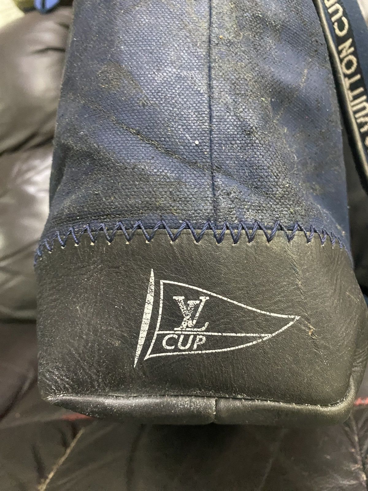 Louis Vuitton Authentic Louis Vuitton LV cup Mssenger bag STICKY Size ONE SIZE - 14 Thumbnail