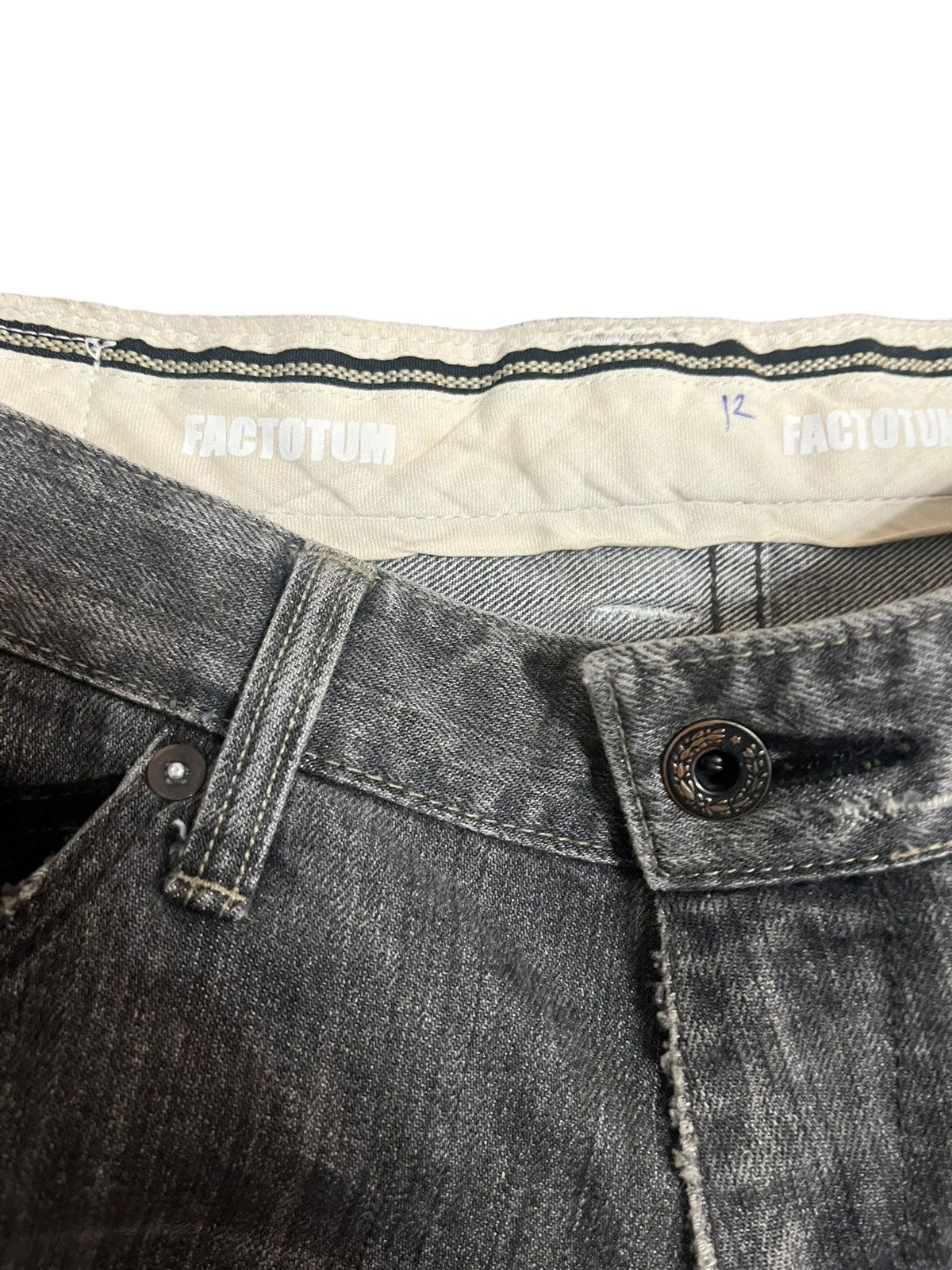 14th Addiction × FACTOTUM × Jean Factotum Japanese Distress jeans size 32 x 33 inches Size US 32 / EU 48 - 7 Thumbnail