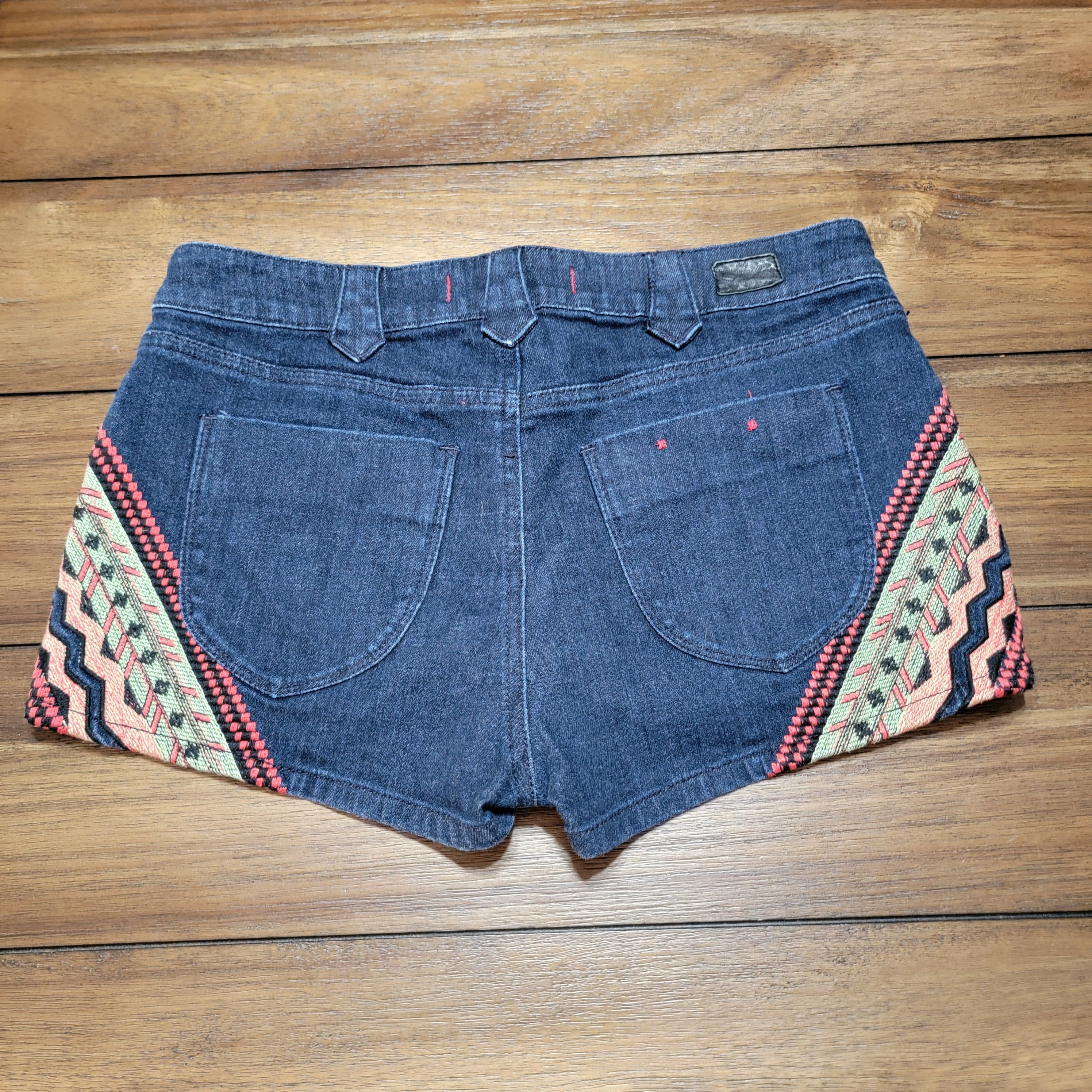 Bdg BDG. Denim Short Shorts Embroidery Design - Size 29 Size 30" / US 8 / IT 44 - 3 Thumbnail