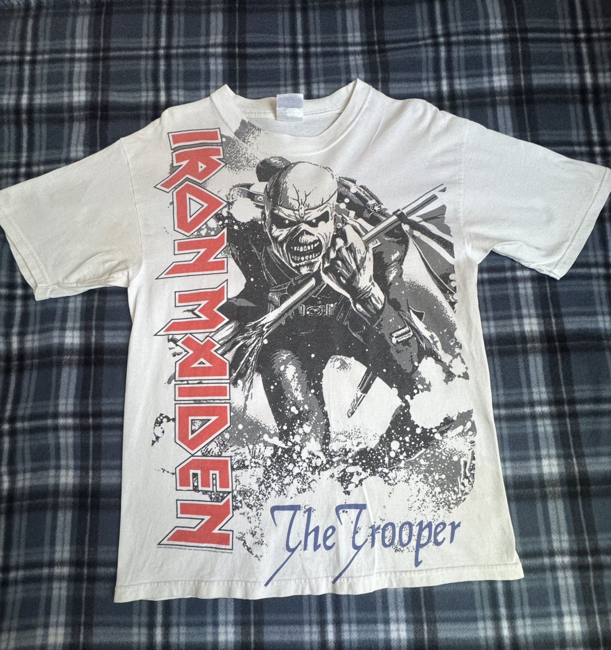 Gildan Iron Maiden The Trooper Big Print white t-shirt Size US M / EU 48-50 / 2 - 1 Thumbnail