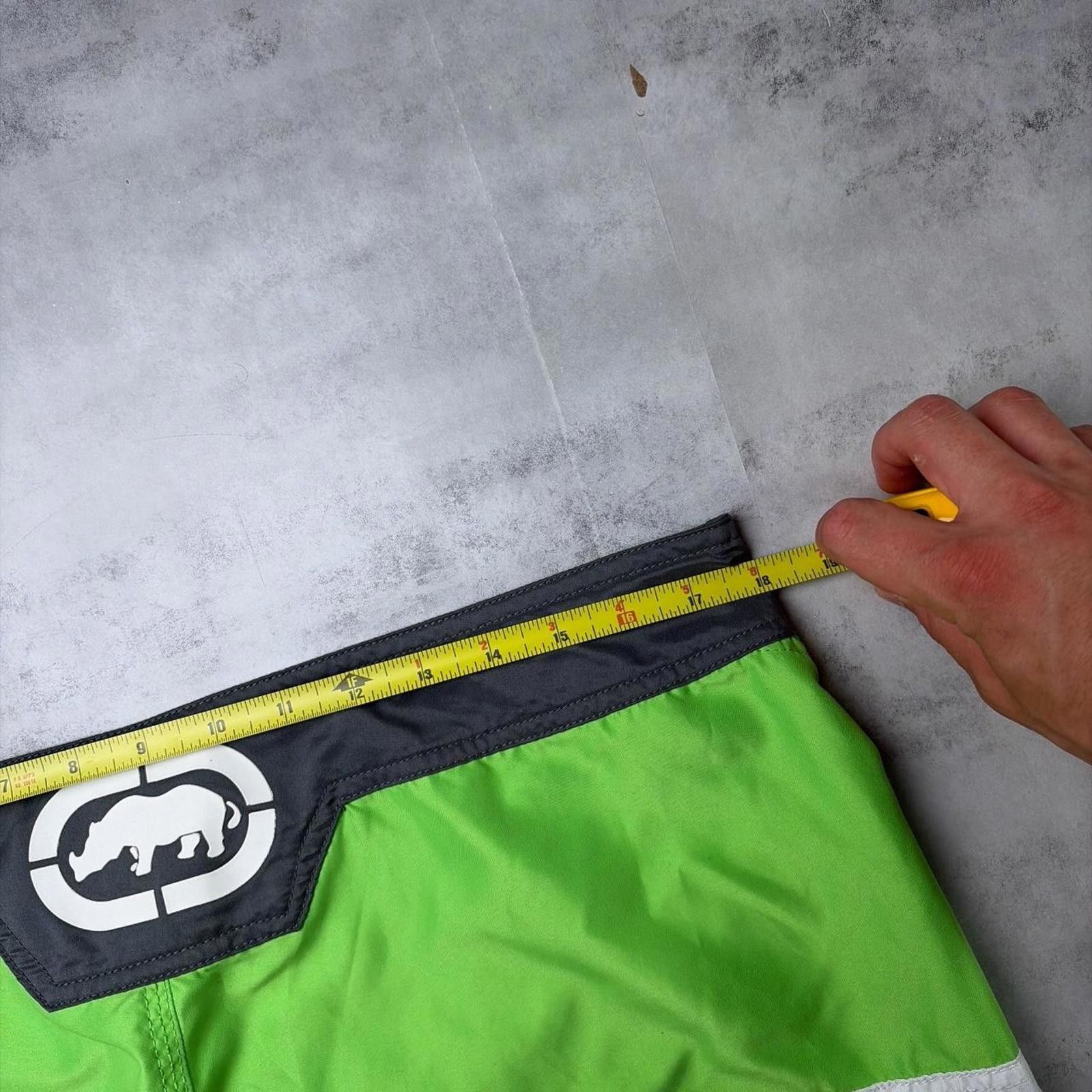 Ecko Unltd. Y2K Green Ecko Unltd X MMA Elite Baggy Surf Board Shorts Size US 34 / EU 50 - 6 Thumbnail