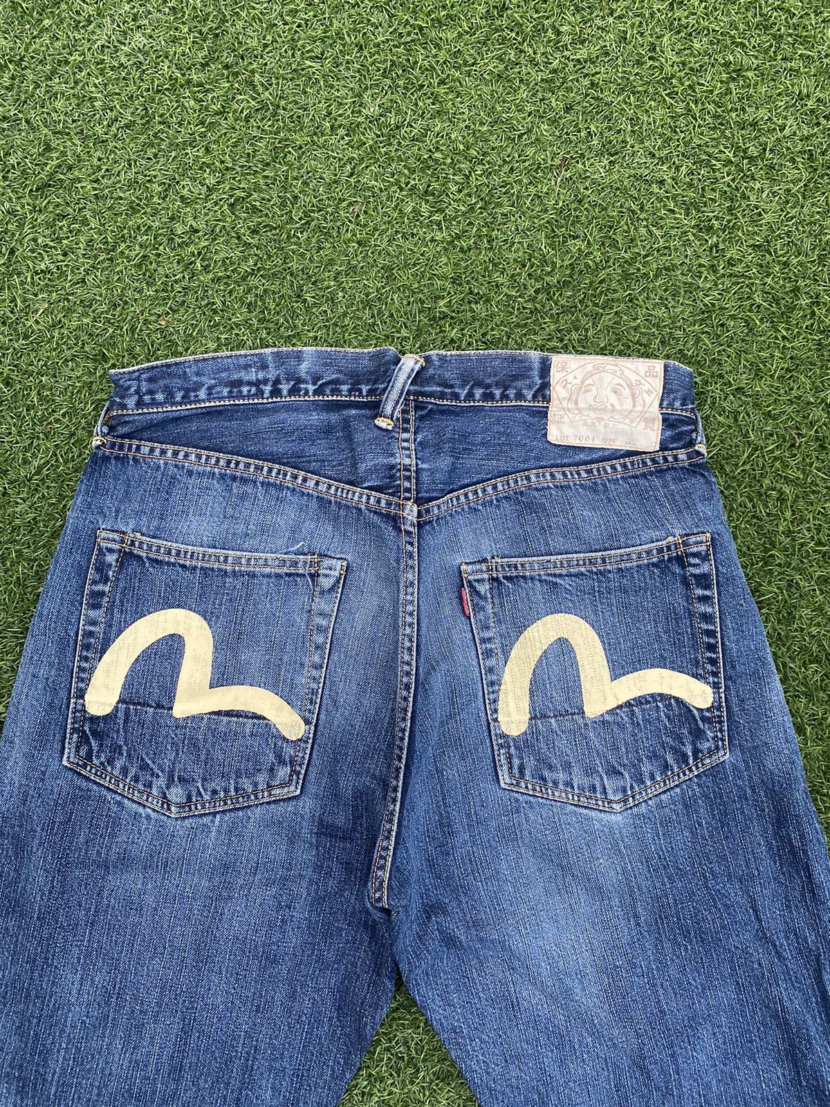 Evisu EVISU WHITE SEAGULL W RED SELVEDGE SHORT DENIM JEANS Size US 31 - 2 Thumbnail