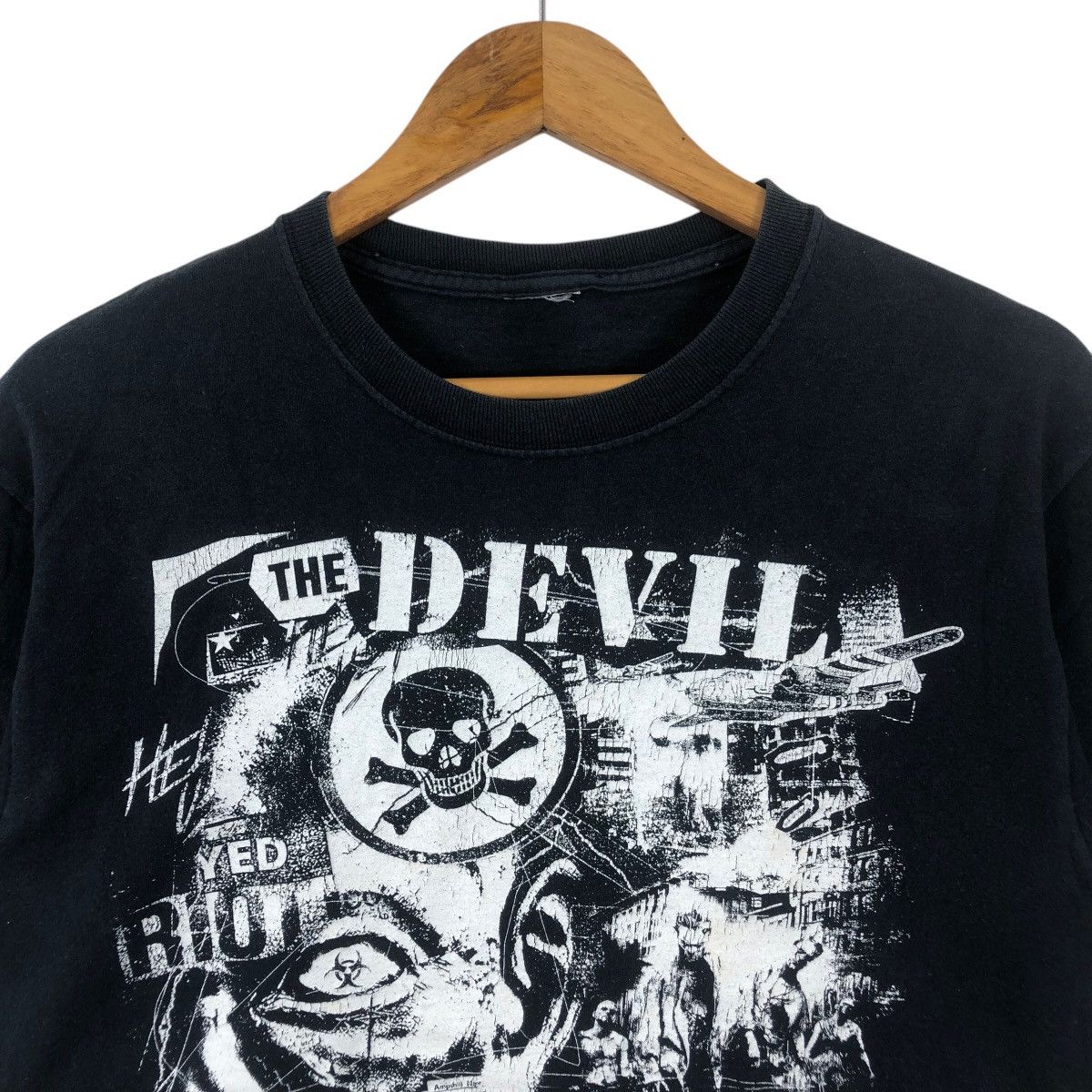 Vintage FERRET MUSIC RECORD LABEL The Devil Wears Prada Tee Shirt Size US M / EU 48-50 / 2 - 2 Thumbnail