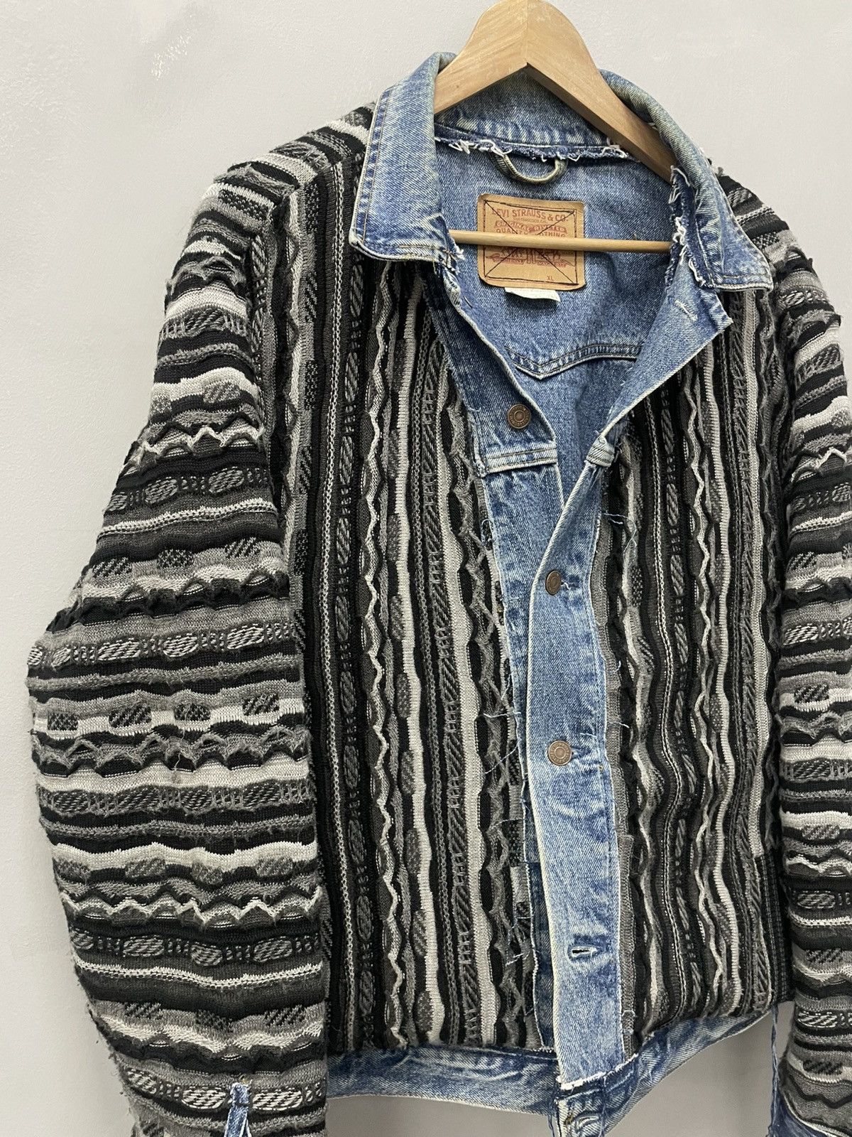 Coogi × Levi's Vintage Clothing RARE LEVIS 1of1 COOGI SWEATER REWORKED REVESIBLE JACKET Size US L / EU 52-54 / 3 - 2 Thumbnail