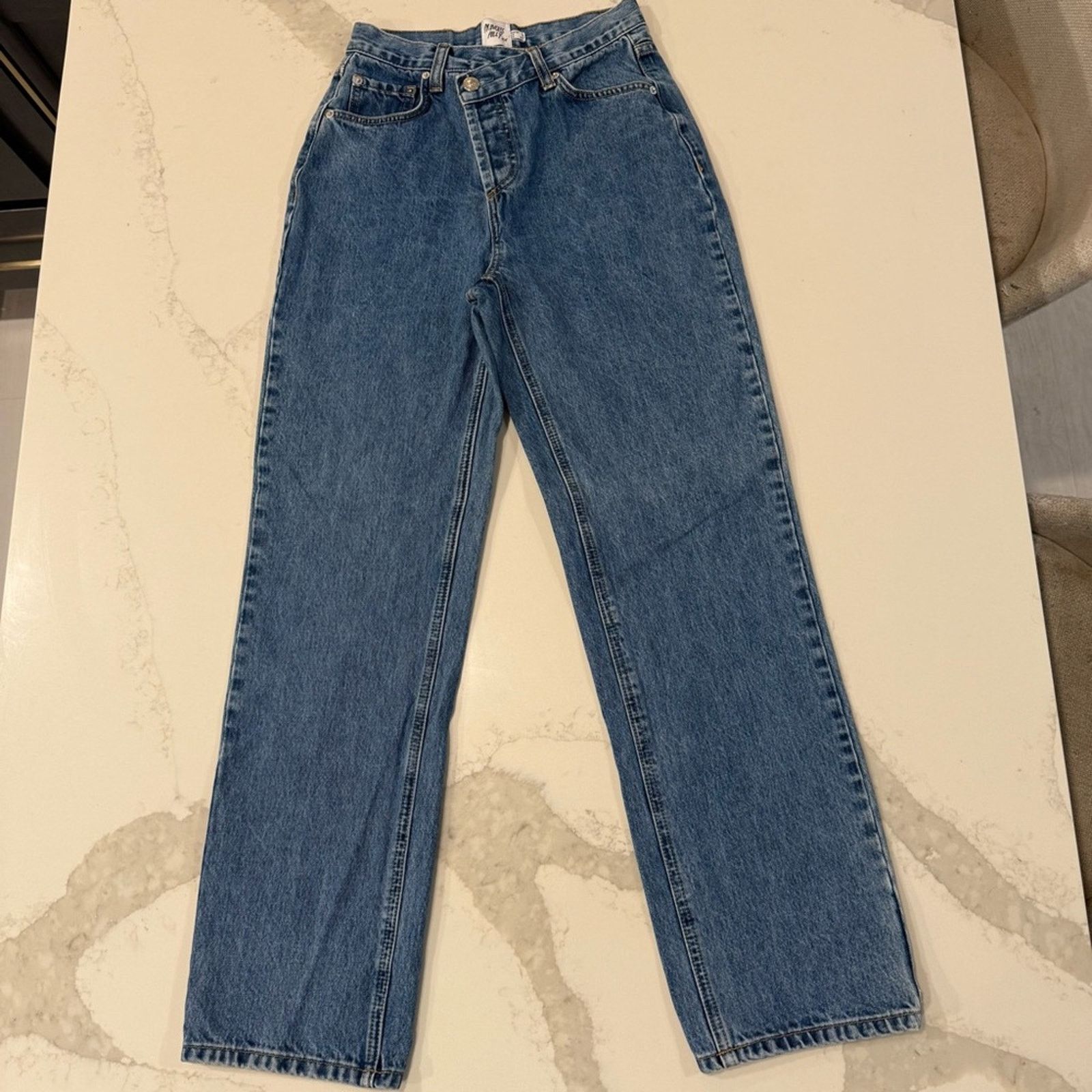PRINCESS POLLY Princess Polly Asymmetrical Straight Leg Denim Jean Womens 2 Size 26" / US 2 / IT 38 - 4 Thumbnail