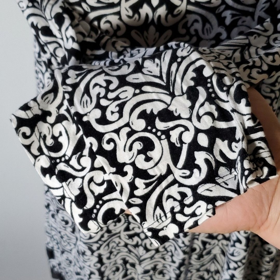 Anne Klein Anne Klein Size M/L Dress Jersey Shift Black Damask Floral Size L / US 10 / IT 46 - 8 Thumbnail