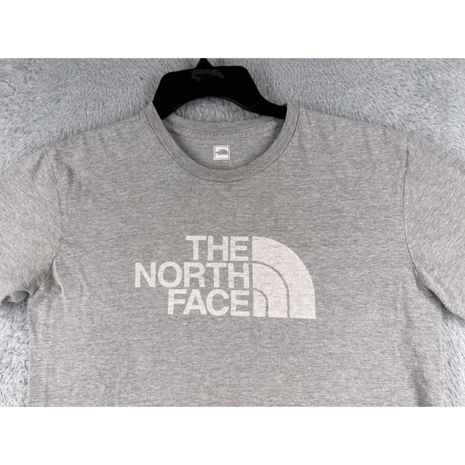 The North Face The North Face Shirt Men Adult M Gray Short Sleeve Crew Neck Cotton Jersey T-Shirt Outdoor with Pockets Size US M / EU 48-50 / 2 - 4 Thumbnail