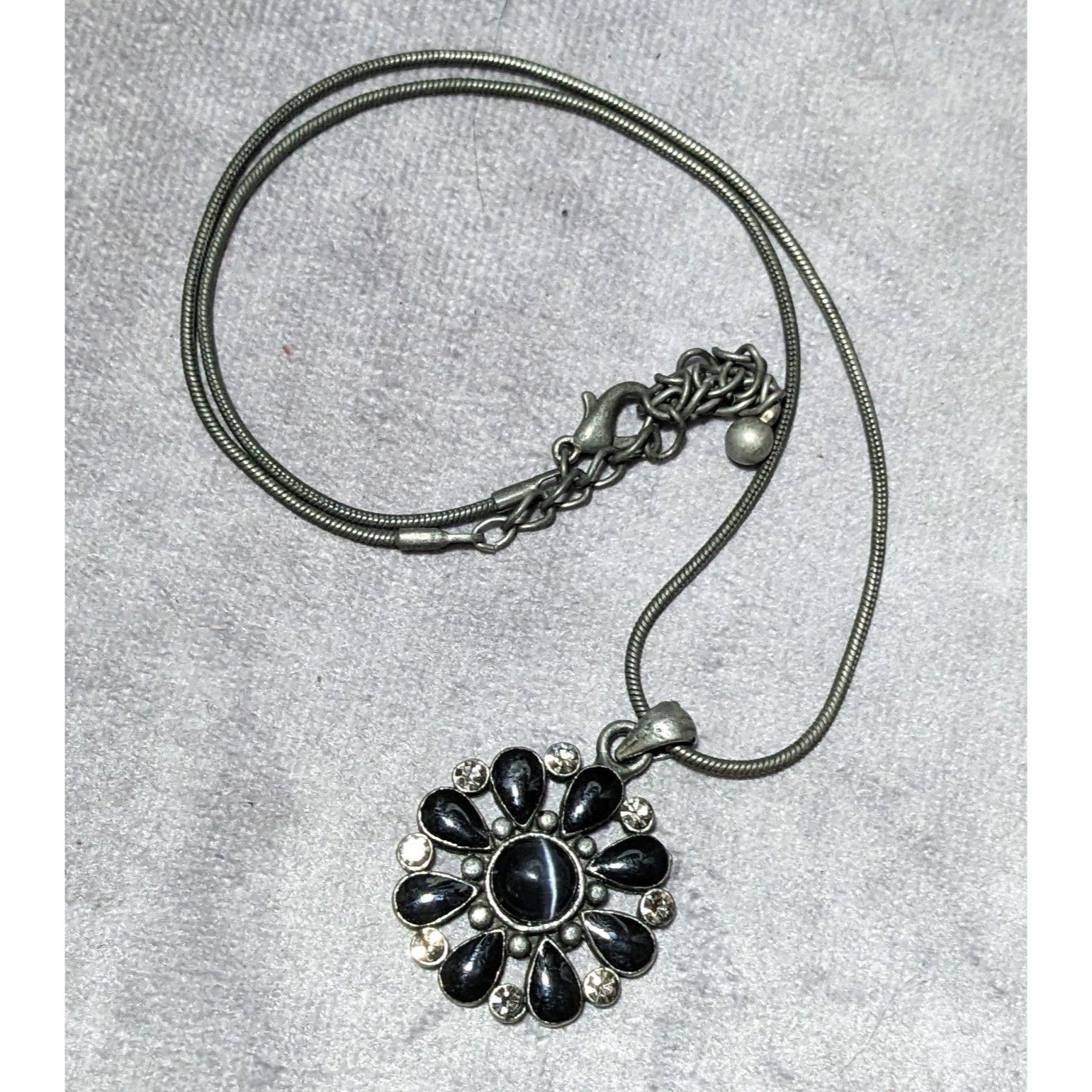 Other Gothic Floral Cateye Gem Pendant Necklace Size ONE SIZE - 12 Thumbnail