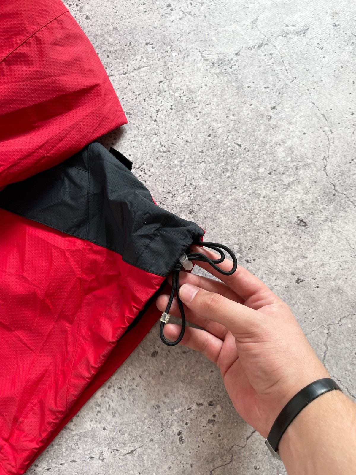 Goretex × The North Face × Vintage Vintage The North Face Gore-Tex Black Red Jacket Size US M / EU 48-50 / 2 - 5 Thumbnail