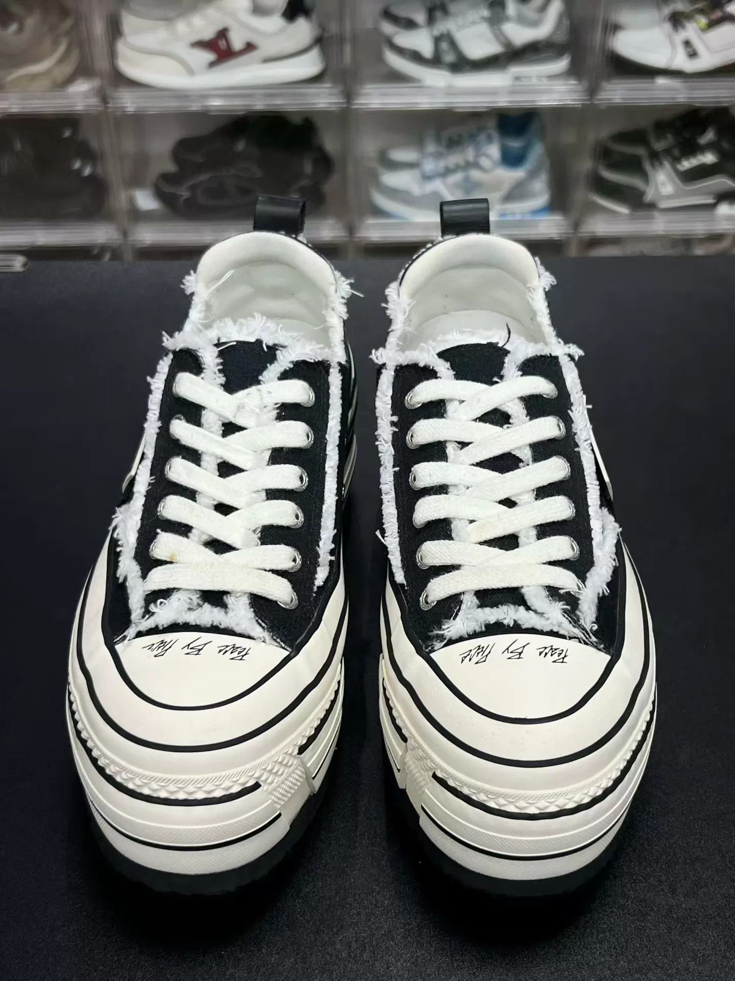 xVESSEL xVESSEL Platform Sneakers Black & White EU41 Size US 8 / EU 41 - 2 Thumbnail