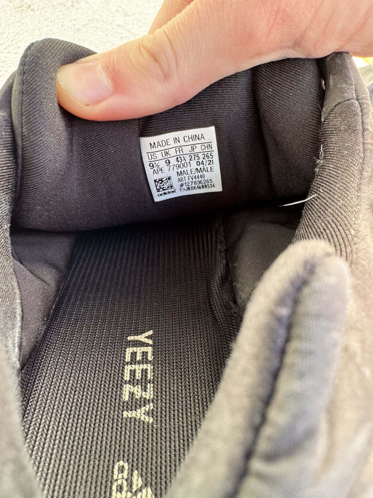 Yeezy YEEZY MNVM Size US 9.5 / EU 42-43 - 5 Thumbnail