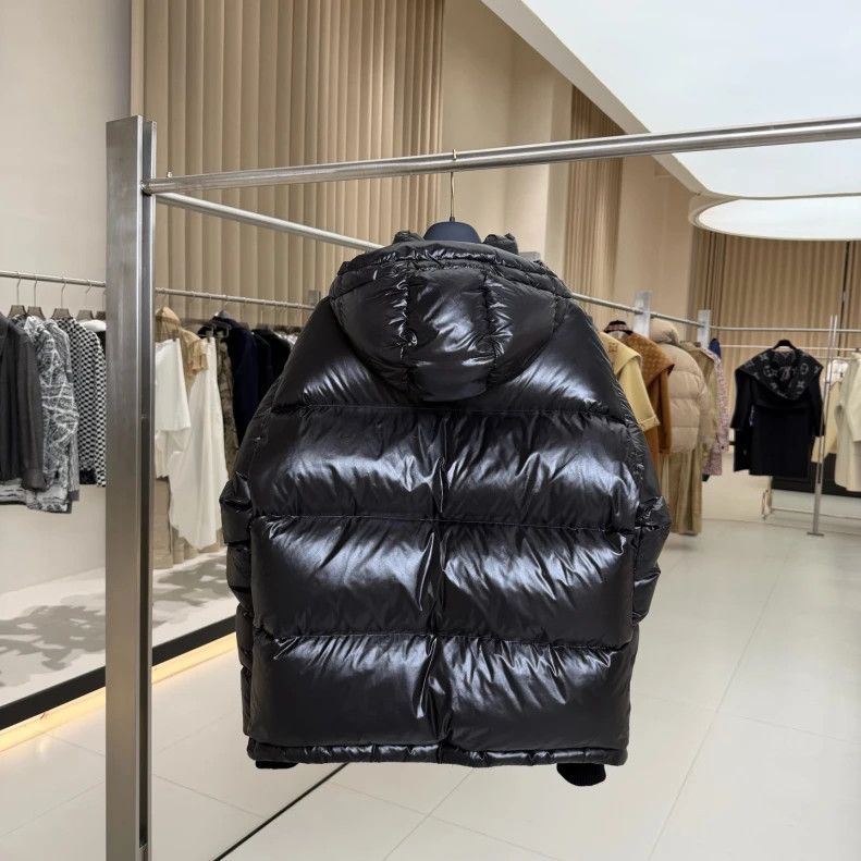 Louis Vuitton Louis Vuitton Black windproof down jacket with lining jack Size XXS / US 00 / IT 34 - 2 Thumbnail