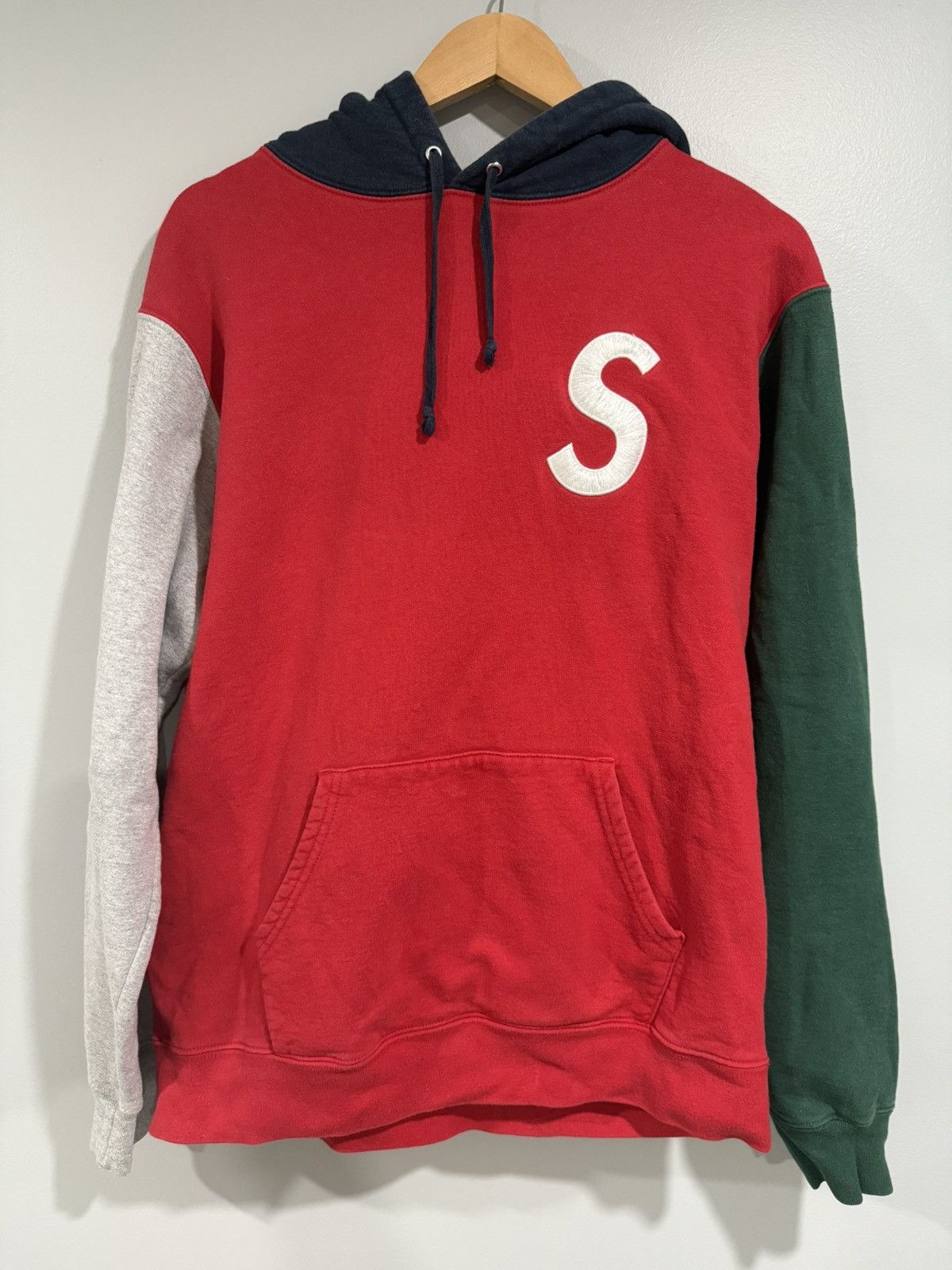 Supreme Supreme S Logo Color Blocked Size US L / EU 52-54 / 3 - 1 Thumbnail
