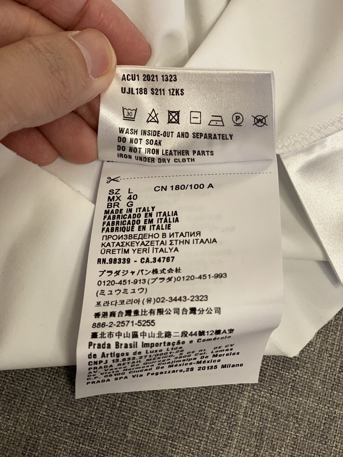Prada Prada white technical nylon logo turtleneck jersey L Size US L / EU 52-54 / 3 - 8 Thumbnail