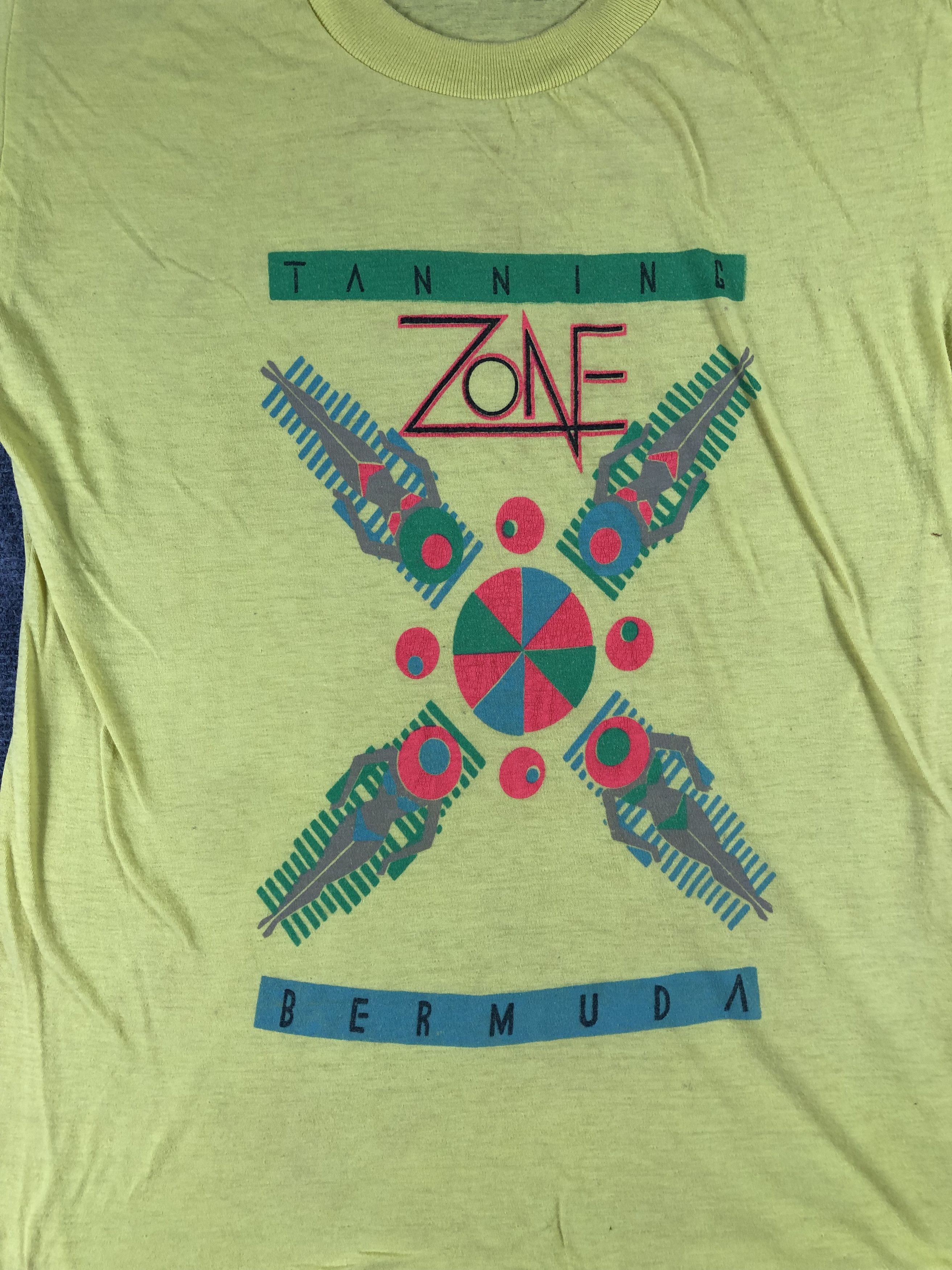 Vintage Vintage Tanning Zone Bermuda Tshirt Size US M / EU 48-50 / 2 - 2 Thumbnail