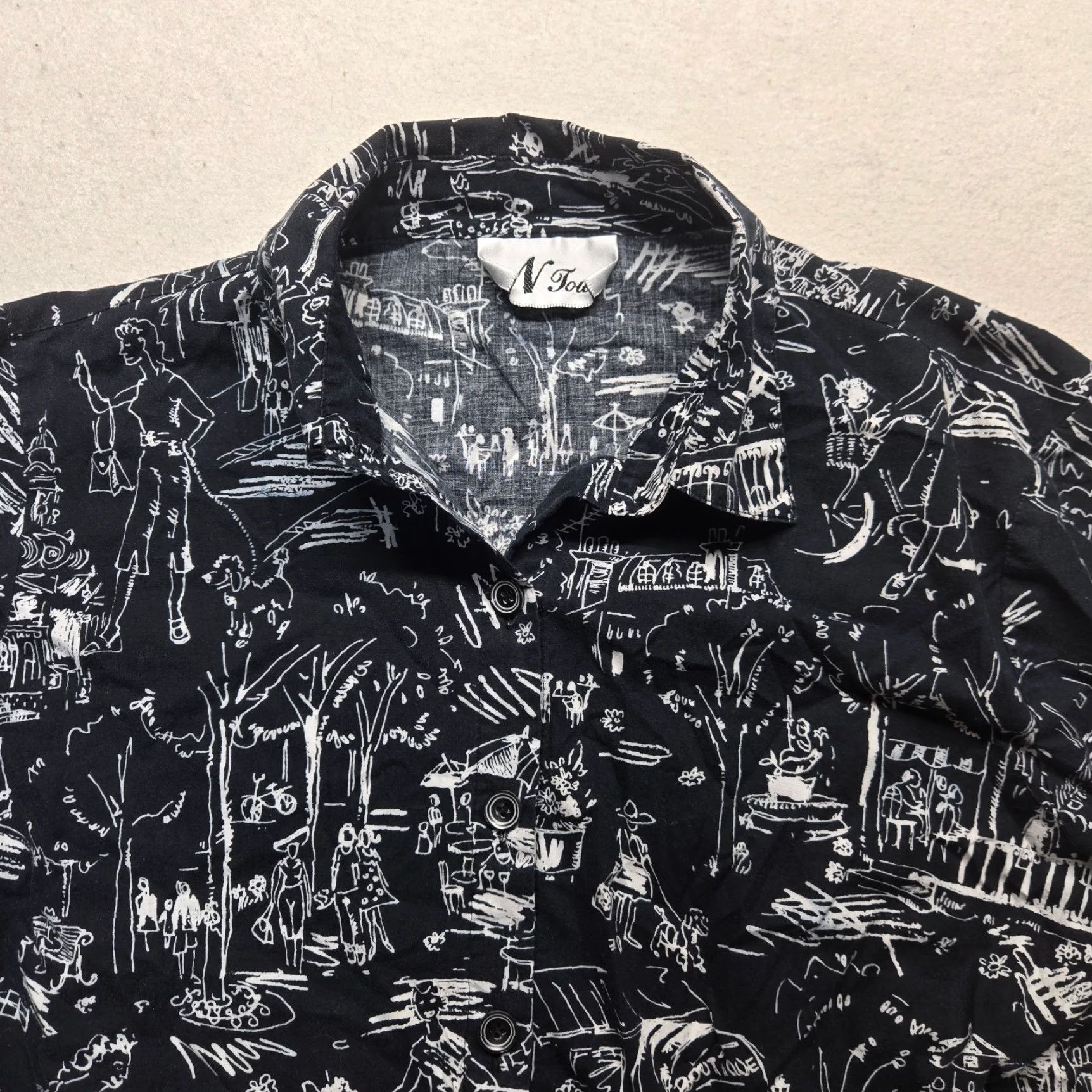 Vintage VINTAGE N Touch Shirt Adult Women L Black Floral Button-Up 3/4 Sleeve Spring Floral Mens Womens? Size L / US 10 / IT 46 - 2 Thumbnail