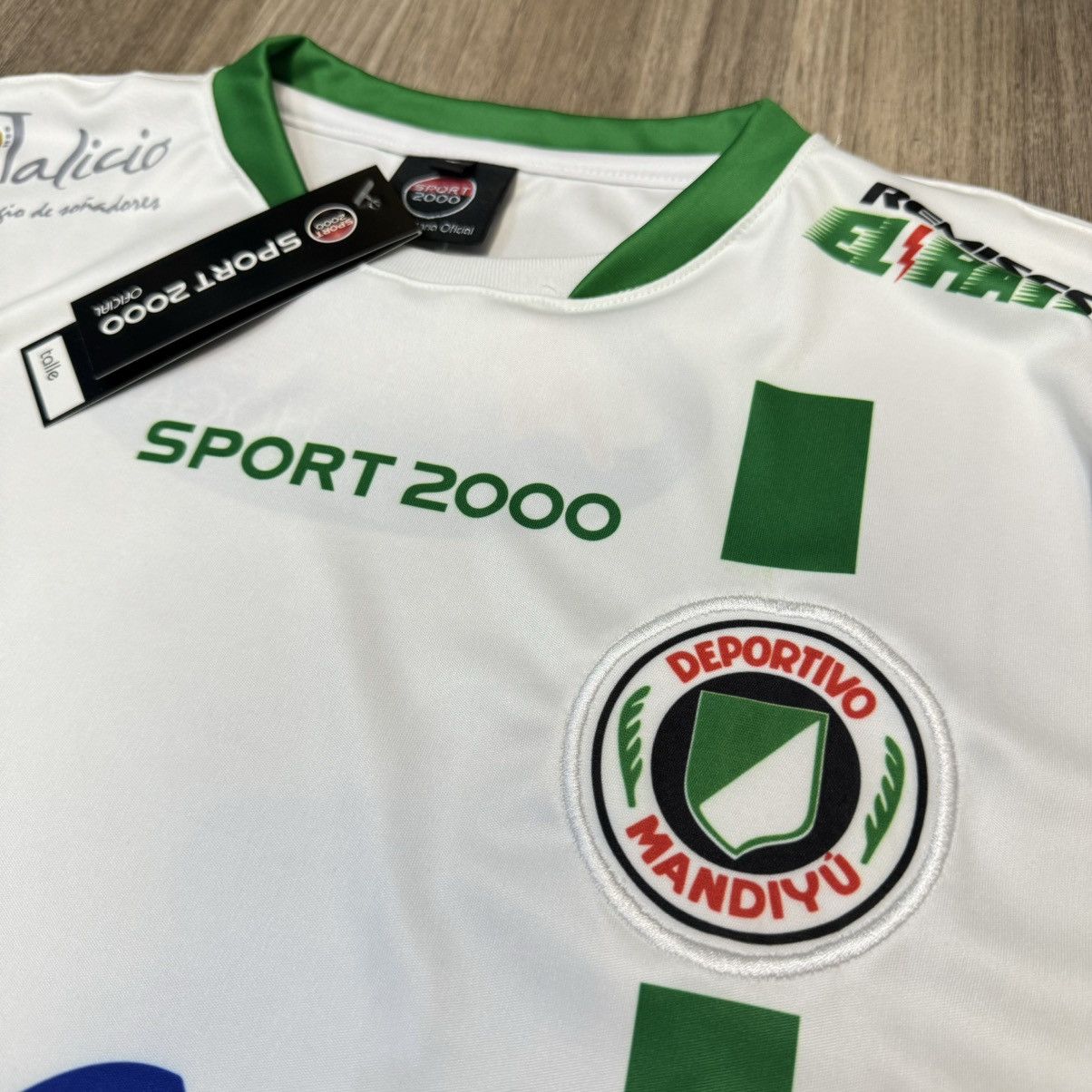 Other Deportivo mandiyu 2021 home shirt (Bnwt) Size US XXL / EU 58 / 5 - 5 Thumbnail
