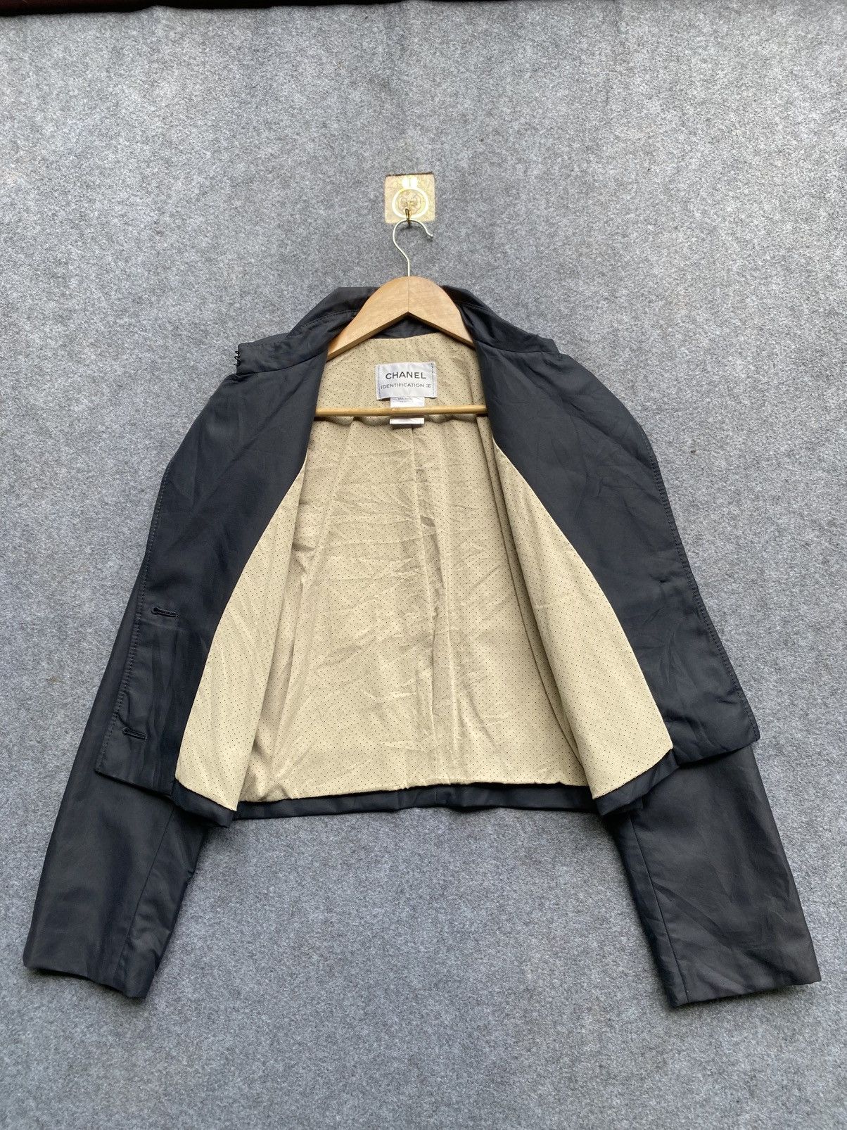 Chanel Chanel identification crop jacket Size XS / US 0-2 / IT 36-38 - 7 Thumbnail
