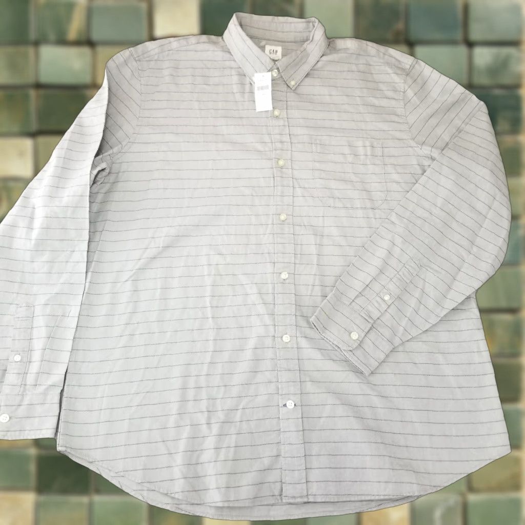 Gap GAP Shirt Mens XL Gray Cotton Knit Button-Up Long Sleeve Casual Size US XL / EU 56 / 4 - 1 Thumbnail