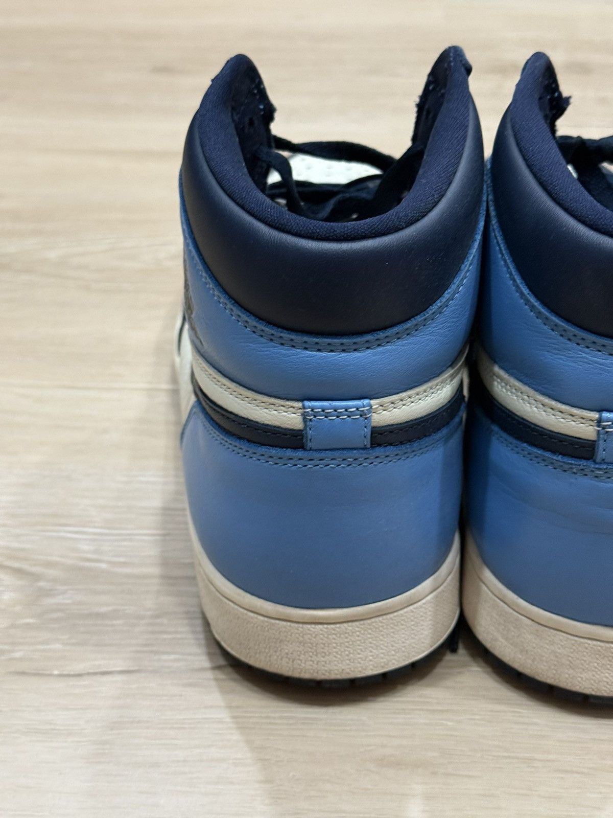Jordan Brand Air Jordan 1 High Obsidian Size US 12 / EU 45 - 12 Thumbnail