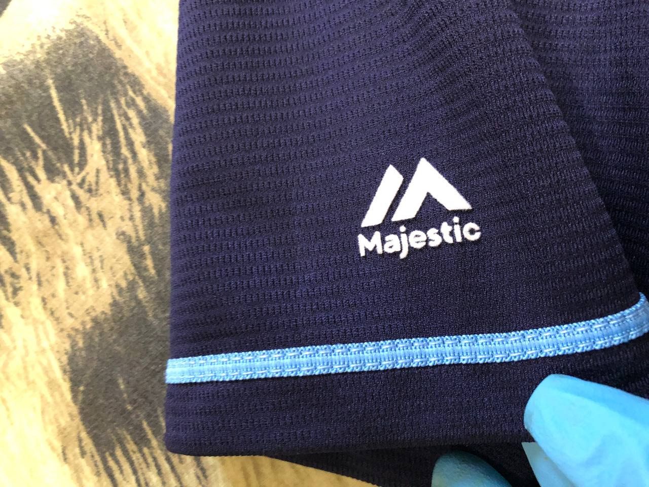 Majestic Vintage Majestic Big Y2K Logo Button Up Shirt Size S Size US S / EU 44-46 / 1 - 11 Thumbnail