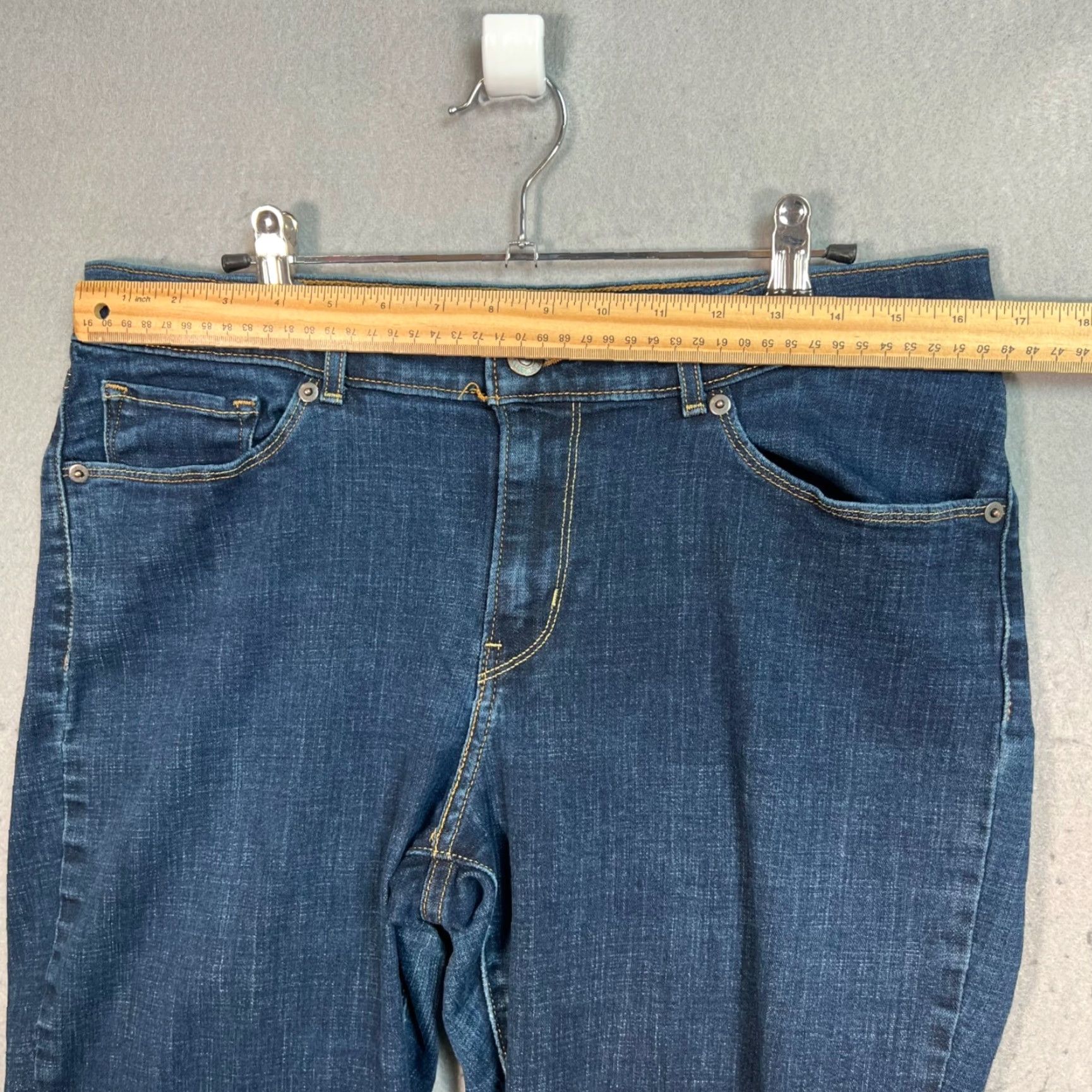 Levi's VINTAGE Levi's Jeans Bootcut Womens Size 31 x 28 Dark Wash Denim Classic Fit Adult Womens Jeans Size 24" / US 00 / IT 34 - 6 Thumbnail