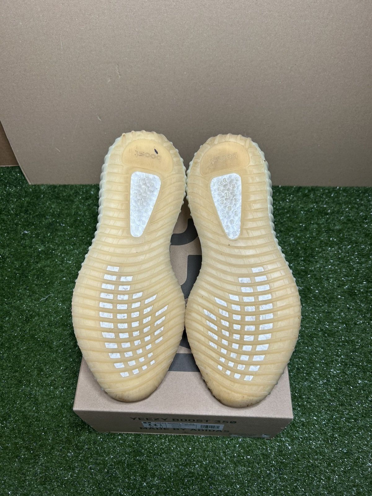 Yeezy Adidas Yeezy 350 Light Size US 11.5 / EU 44-45 - 9 Thumbnail