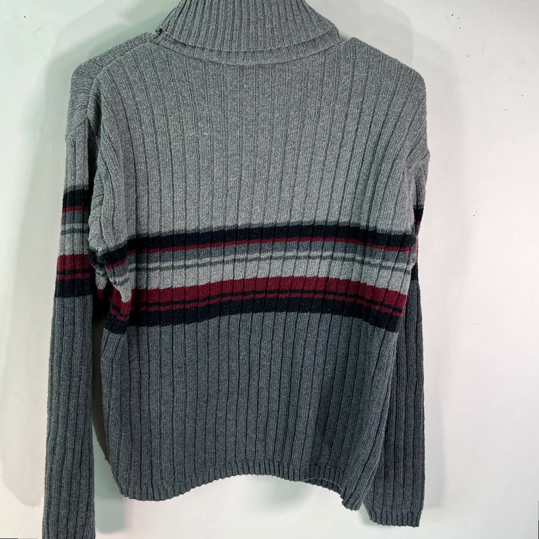 Forever 21 Forever Turtle Neck Gray Pullover Sweater Women's L Size L / US 10 / IT 46 - 2 Thumbnail