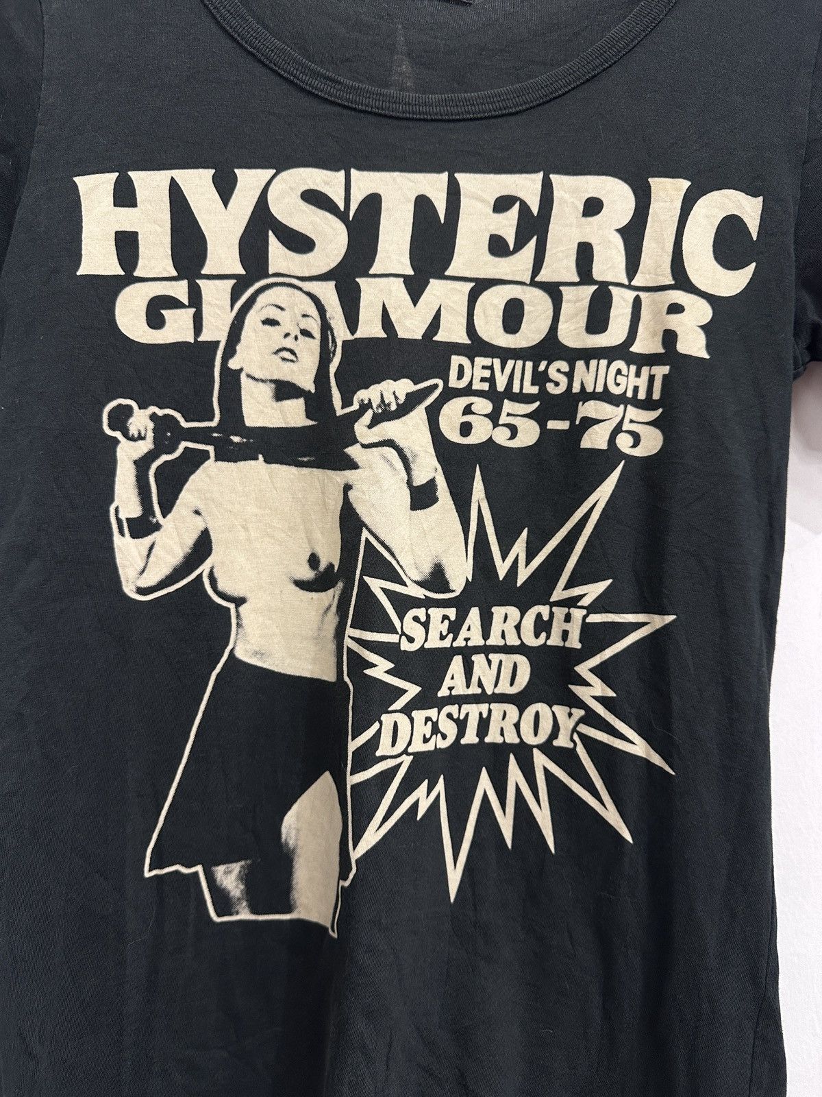 Hysteric Glamour 00s Hysteric Glamour “Search And Destroy” Graphic T-Shirt Size US S / EU 44-46 / 1 - 3 Thumbnail