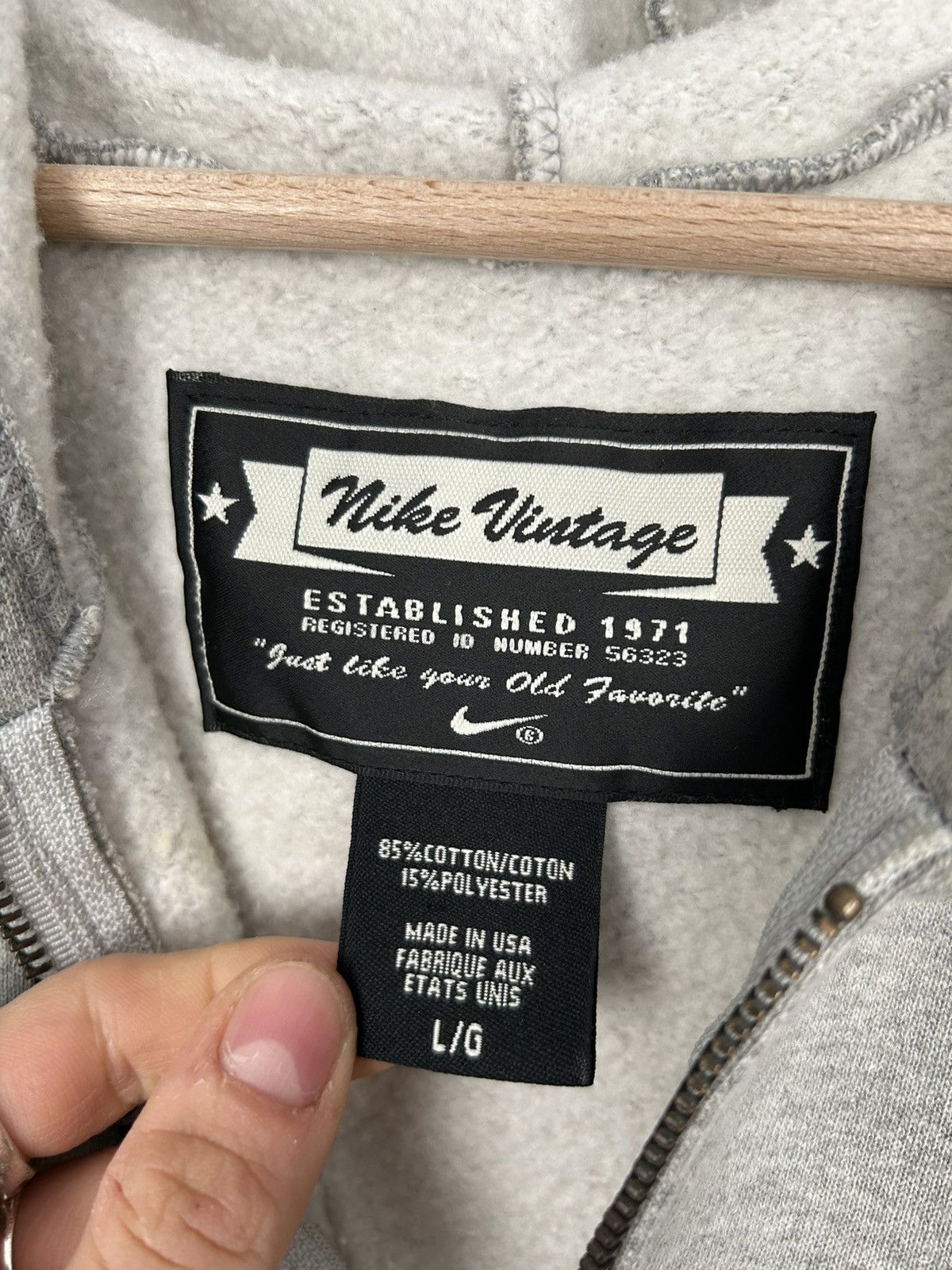 Nike Vintage Nike Made in USA Zip Hoodie Vest Streetwear Hype Y2K Size US L / EU 52-54 / 3 - 5 Thumbnail