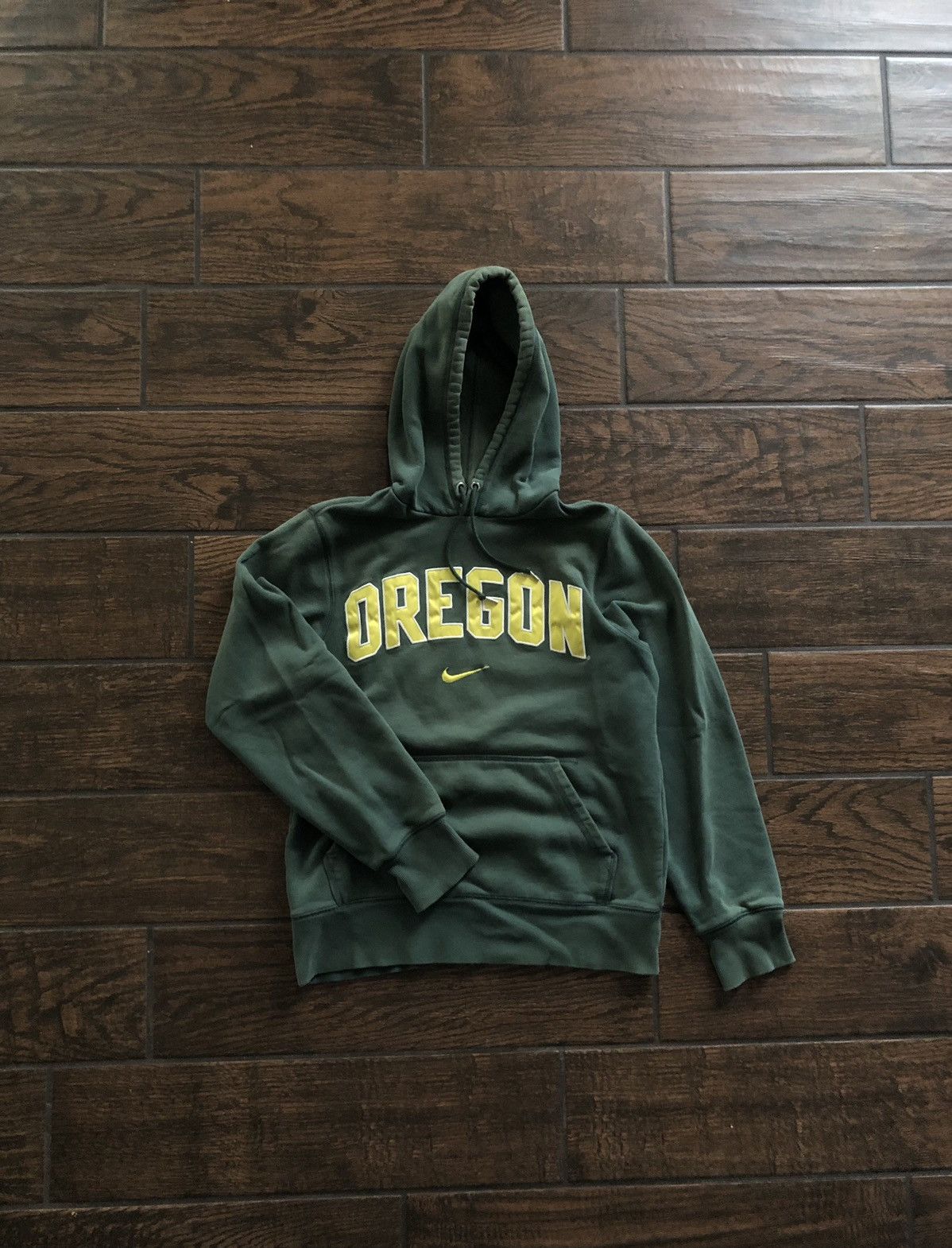 image of Nike Oregon Faded Green Centerswoosh Hoodie S, Men's (Size Small)