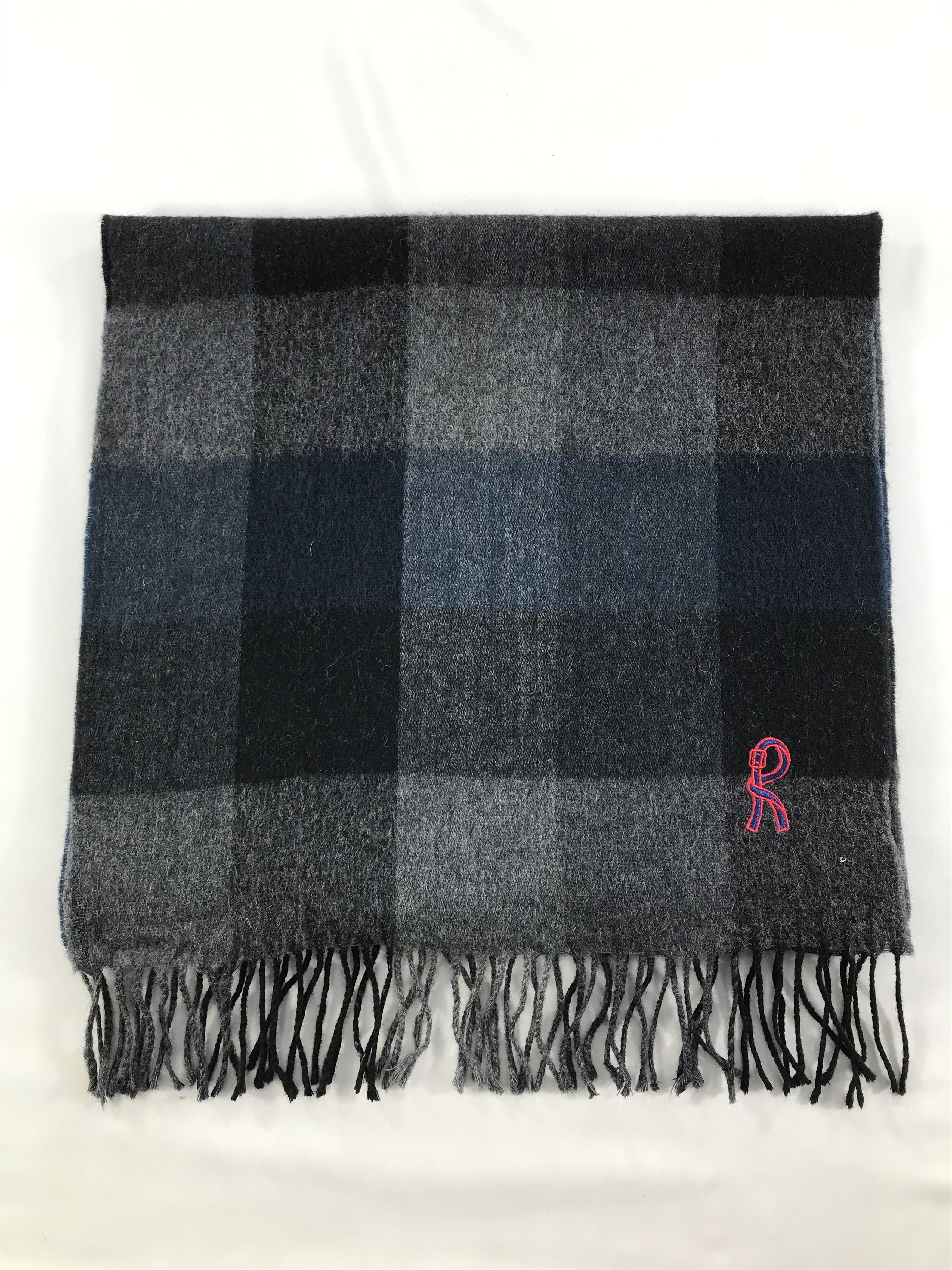 Roberta di Camerino Vintage Roberta Di Camerino Scarf/Muffler/Neckwear MF1220 Size ONE SIZE - 2 Thumbnail