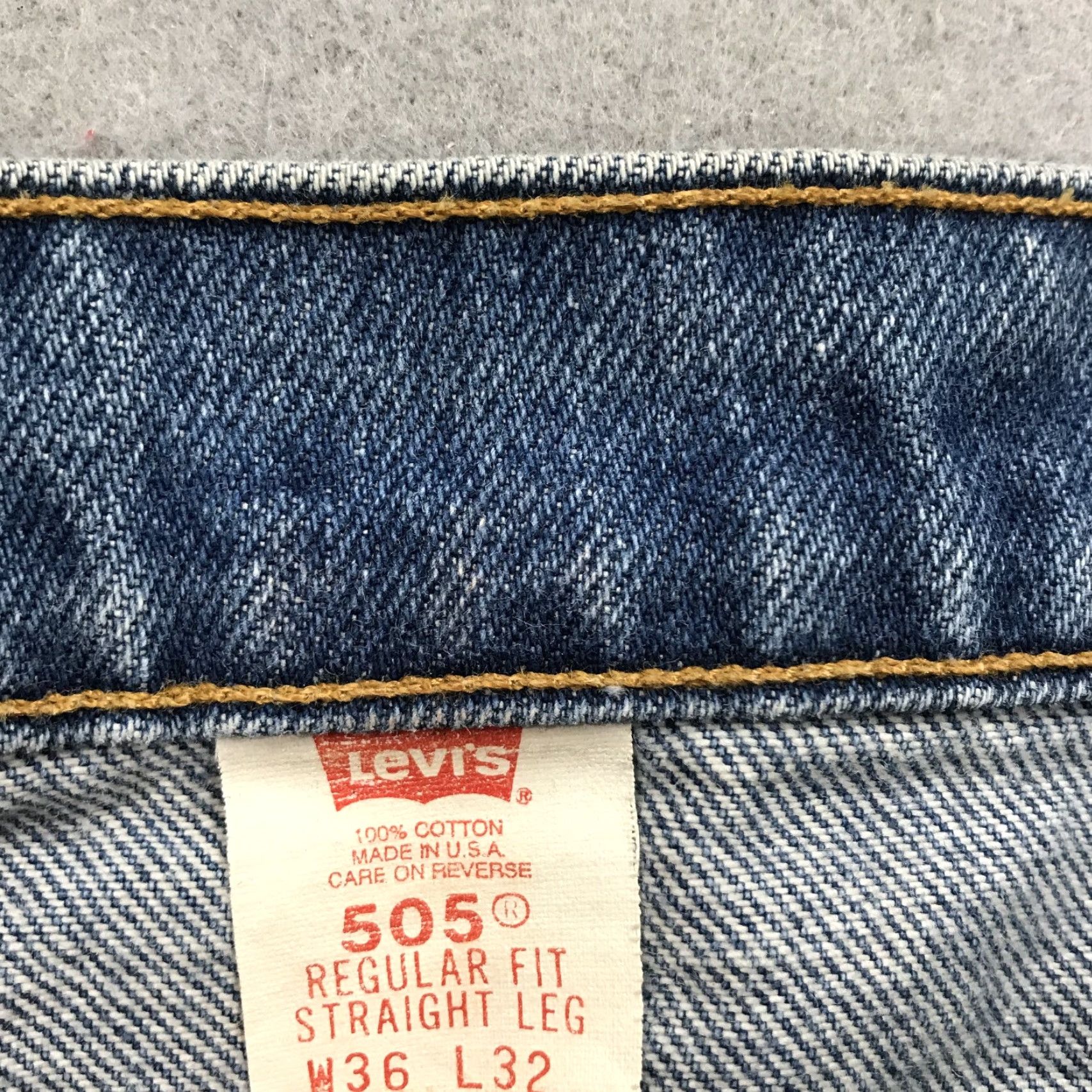 Levi's VINTAGE Levi's 505 Jeans Mens 36x32 Blue Regular Straight Denim Orange Tab Paint Jeans Mens 36x32 Blue Regular Straight Denim 80s 90s USA Men Size US 36 / EU 52 - 5 Thumbnail