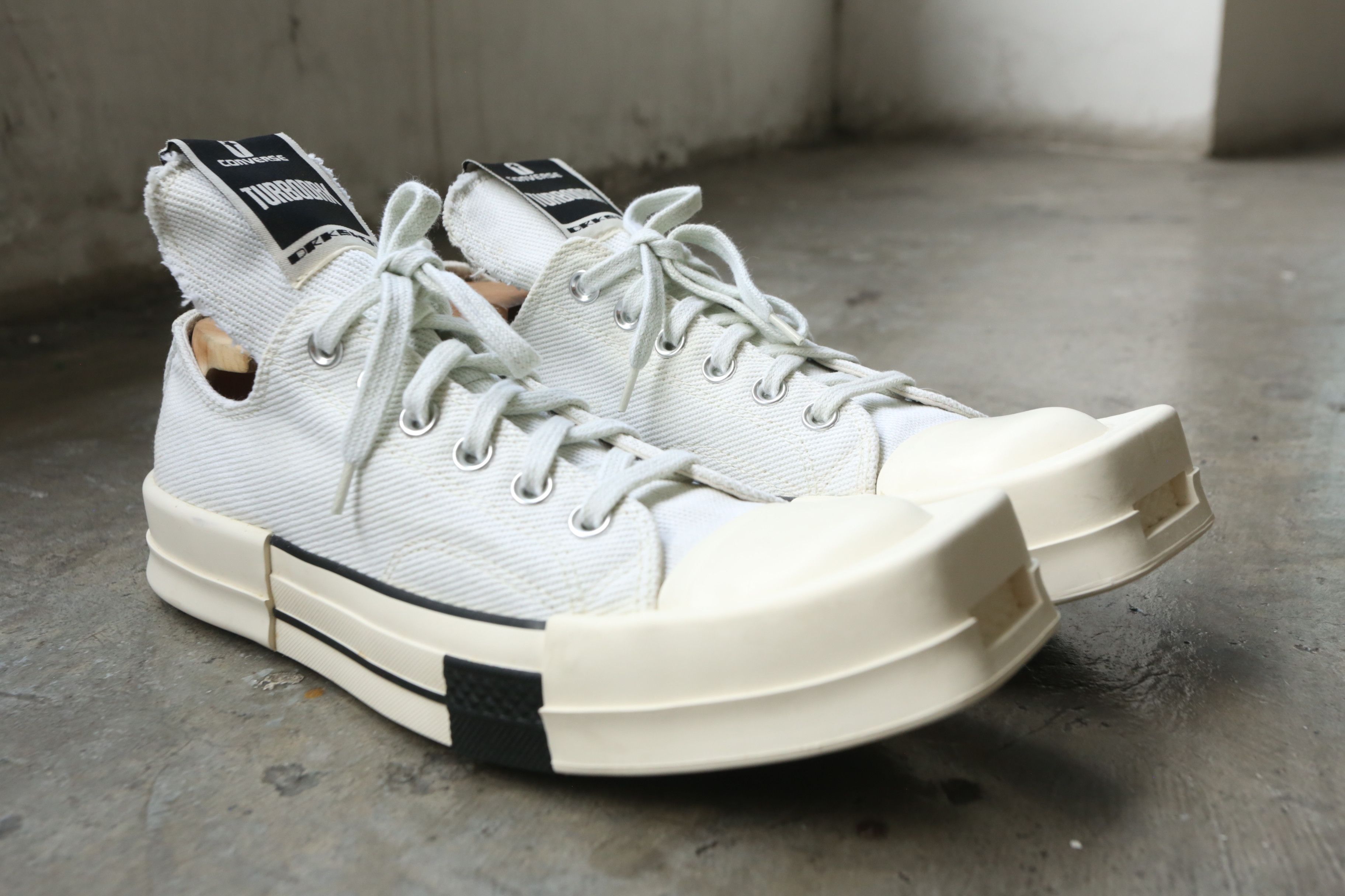 Converse × Rick Owens Drkshdw Converse - RO DRKSHDW - F/W 21 - TURBODRK Chuck 70 Ox Size US 8.5 / EU 41-42 - 1 Thumbnail