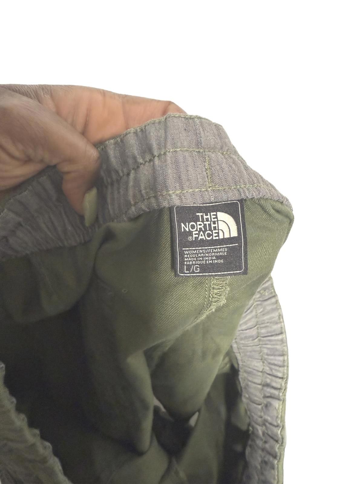 The North Face The North Face Women's Utility Shorts - Olive Green, Size L Size 36" / US 14 / IT 50 - 4 Thumbnail