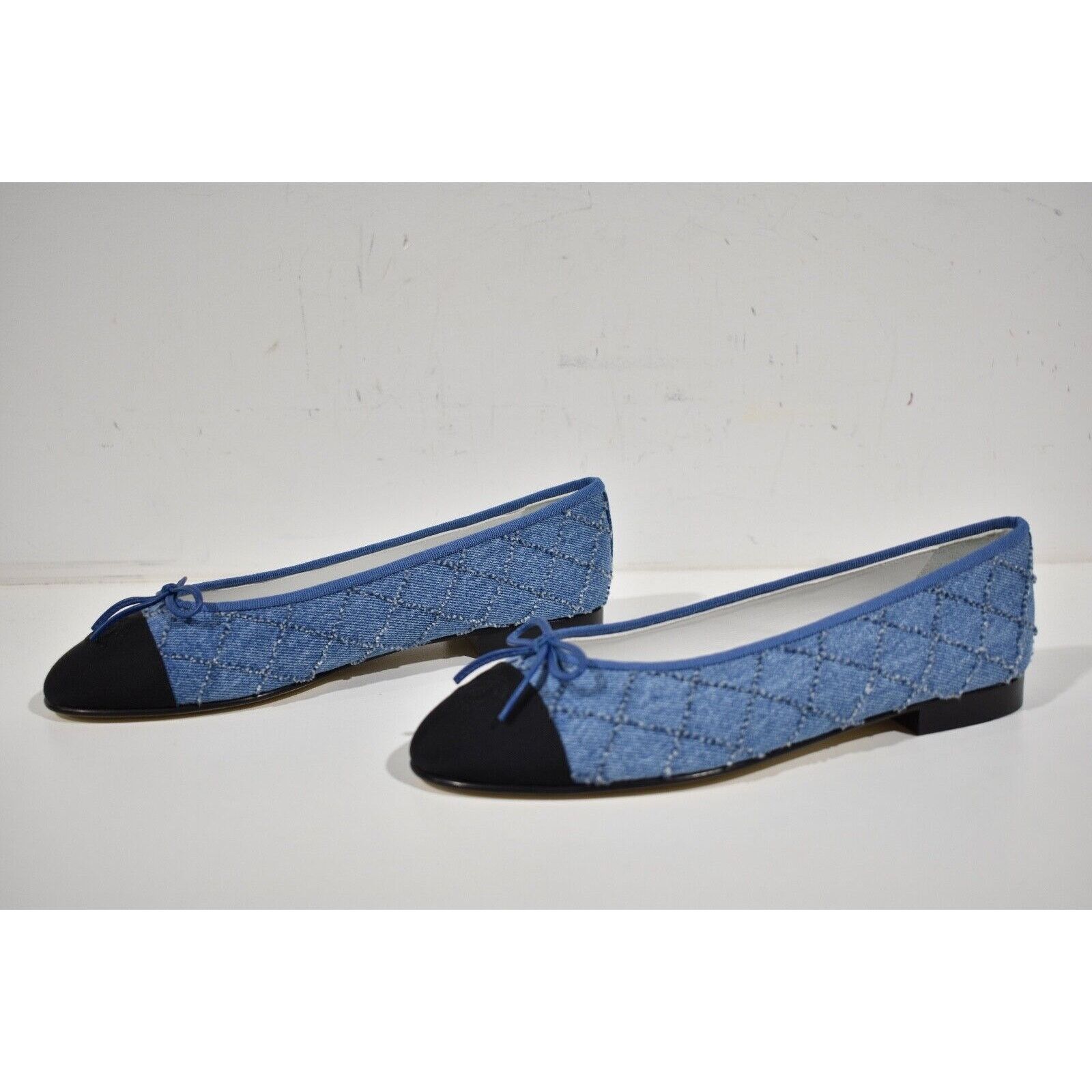 Chanel 23P Denim CC Logo Cap Toe Bow Tie Ballet Ballerina Flat 37 Size US 7 / IT 37 - 10 Thumbnail