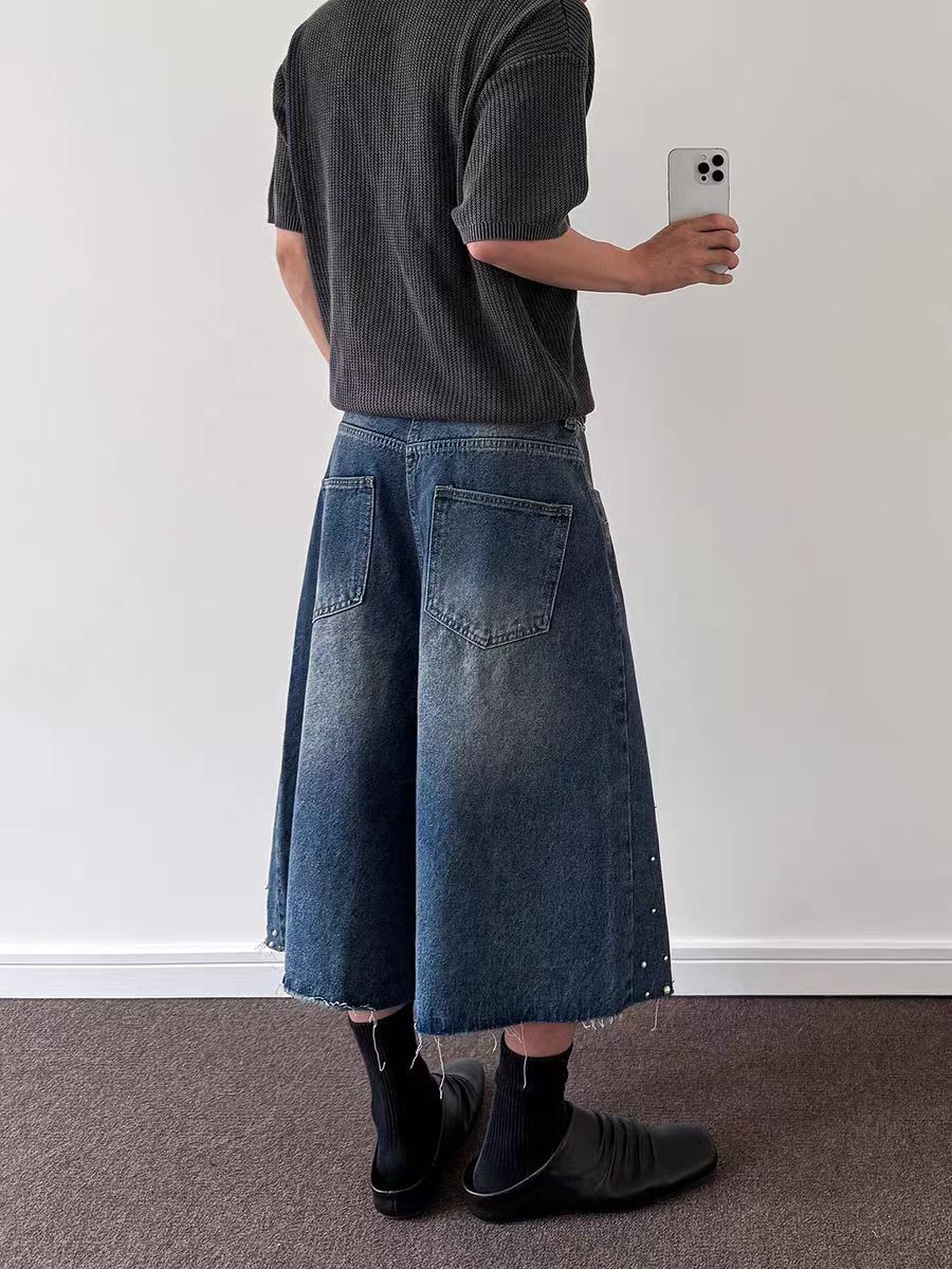 Jean Loose-fitting wide-leg denim shorts Size US 30 / EU 46 - 4 Thumbnail