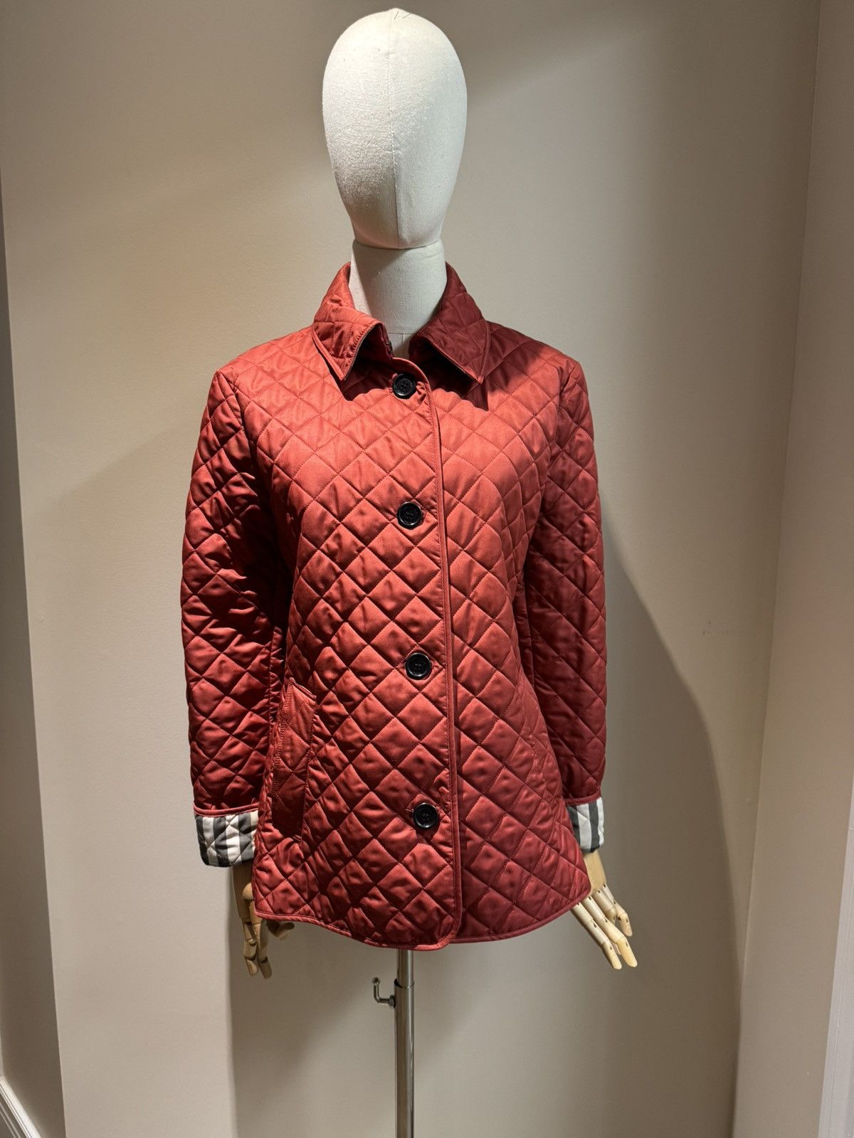 Burberry Burberry Brit Padded Jacket Size XL / US 12-14 / IT 48-50 - 1 Thumbnail
