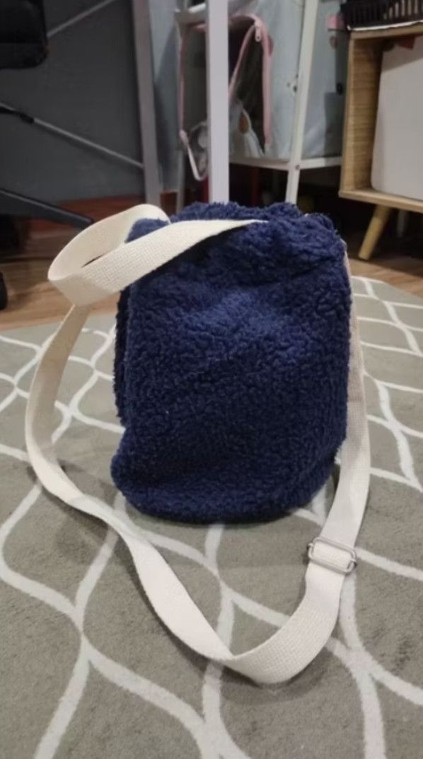 Lee Lee Wool Bucket Bag Size ONE SIZE - 2 Thumbnail