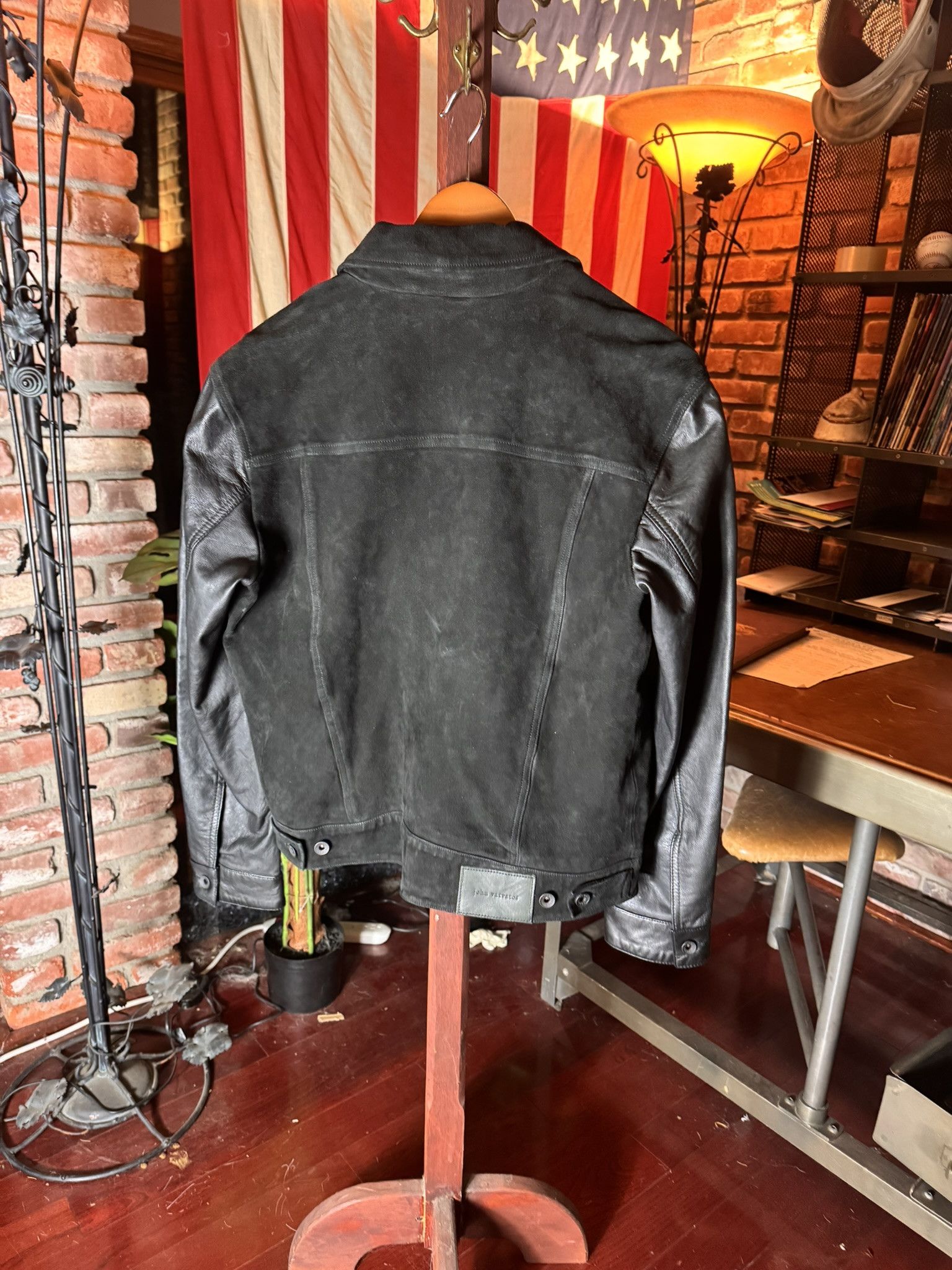 John Varvatos JOHN VARVATOS "Rex" Black Leather Trucker Jacket sz. 48 Size US M / EU 48-50 / 2 - 10 Thumbnail